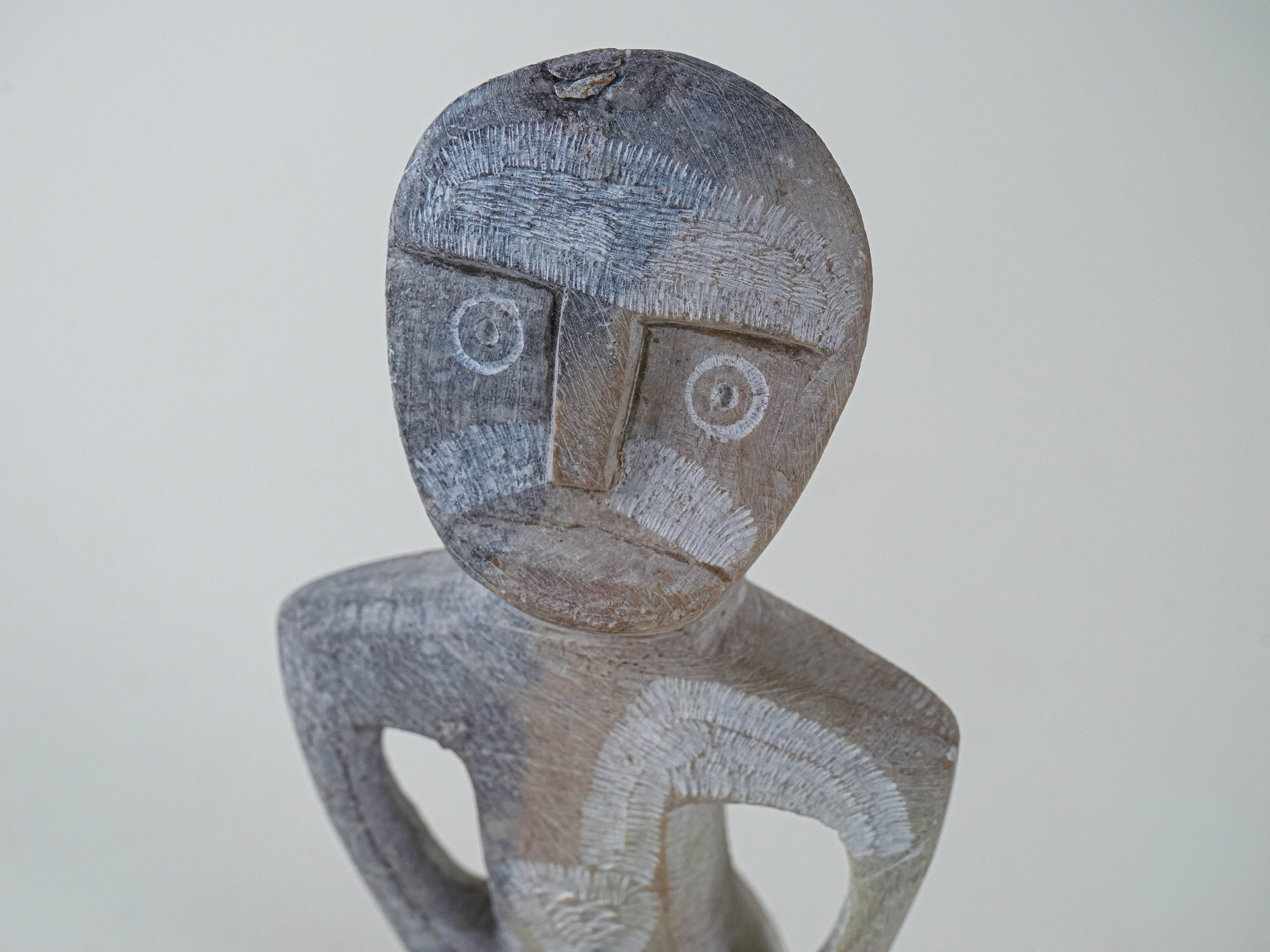 Steintotem-Figur Grau 1970er Jahre