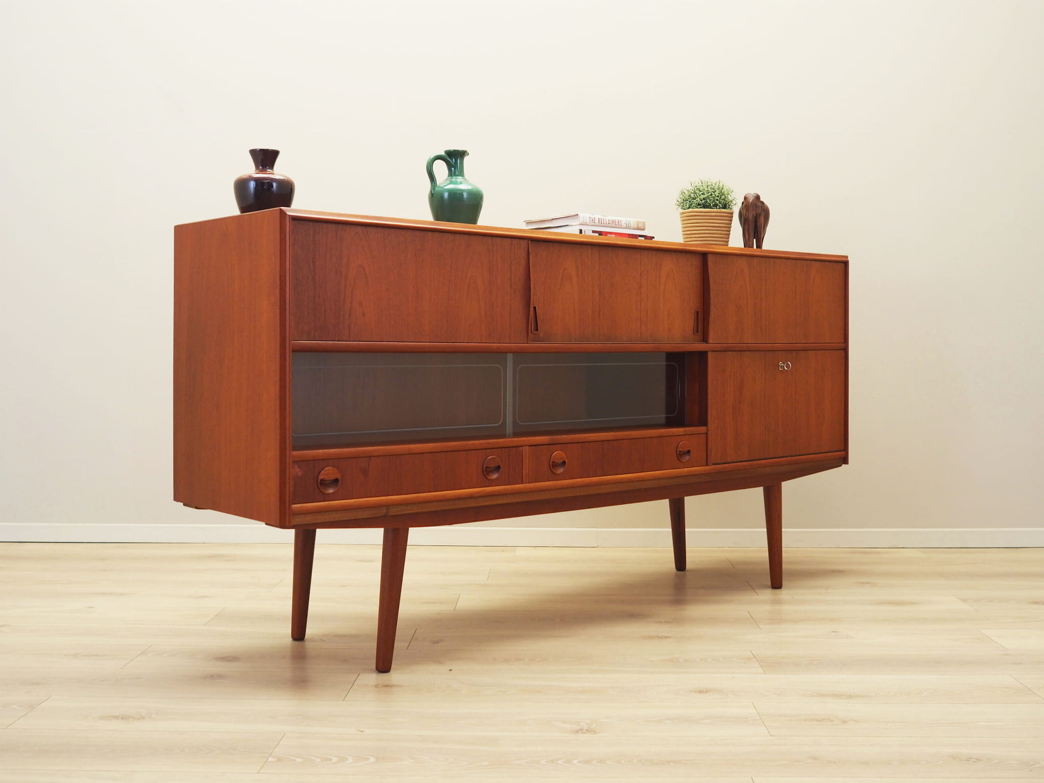 Vintage Highboard Teakholz Braun 1970er Jahre