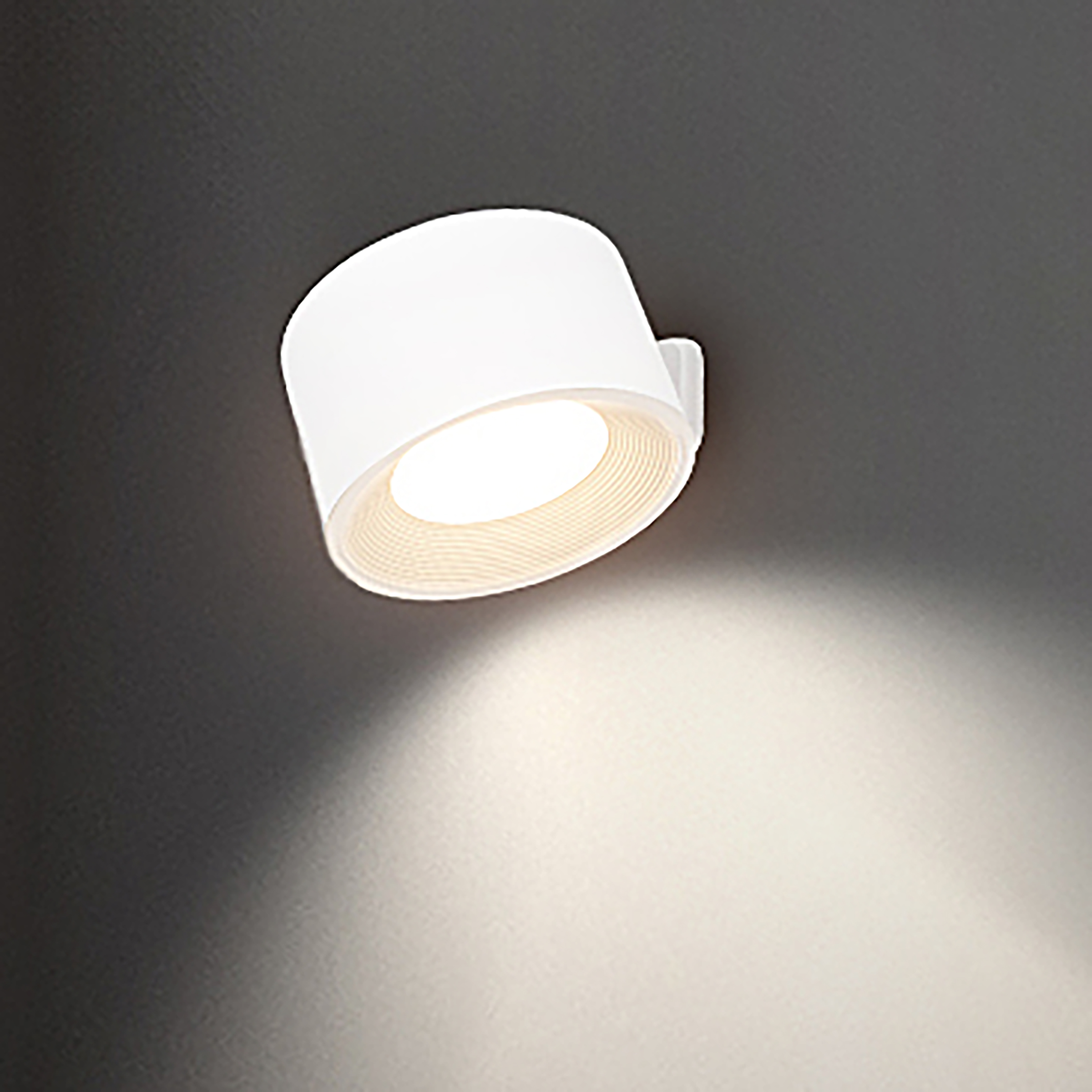 LED Battery Wall Light Tari White