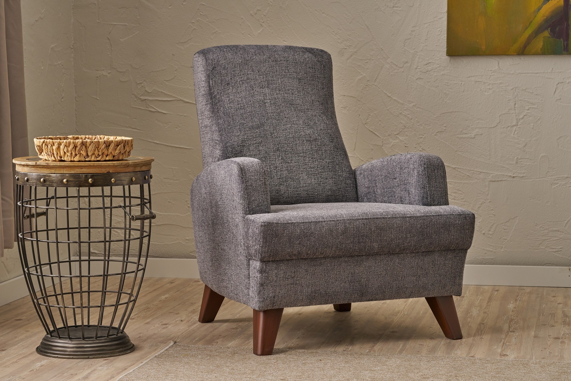 Here's the translation of the German part of the text, preserving the formatting:

Kana Armchair Grey