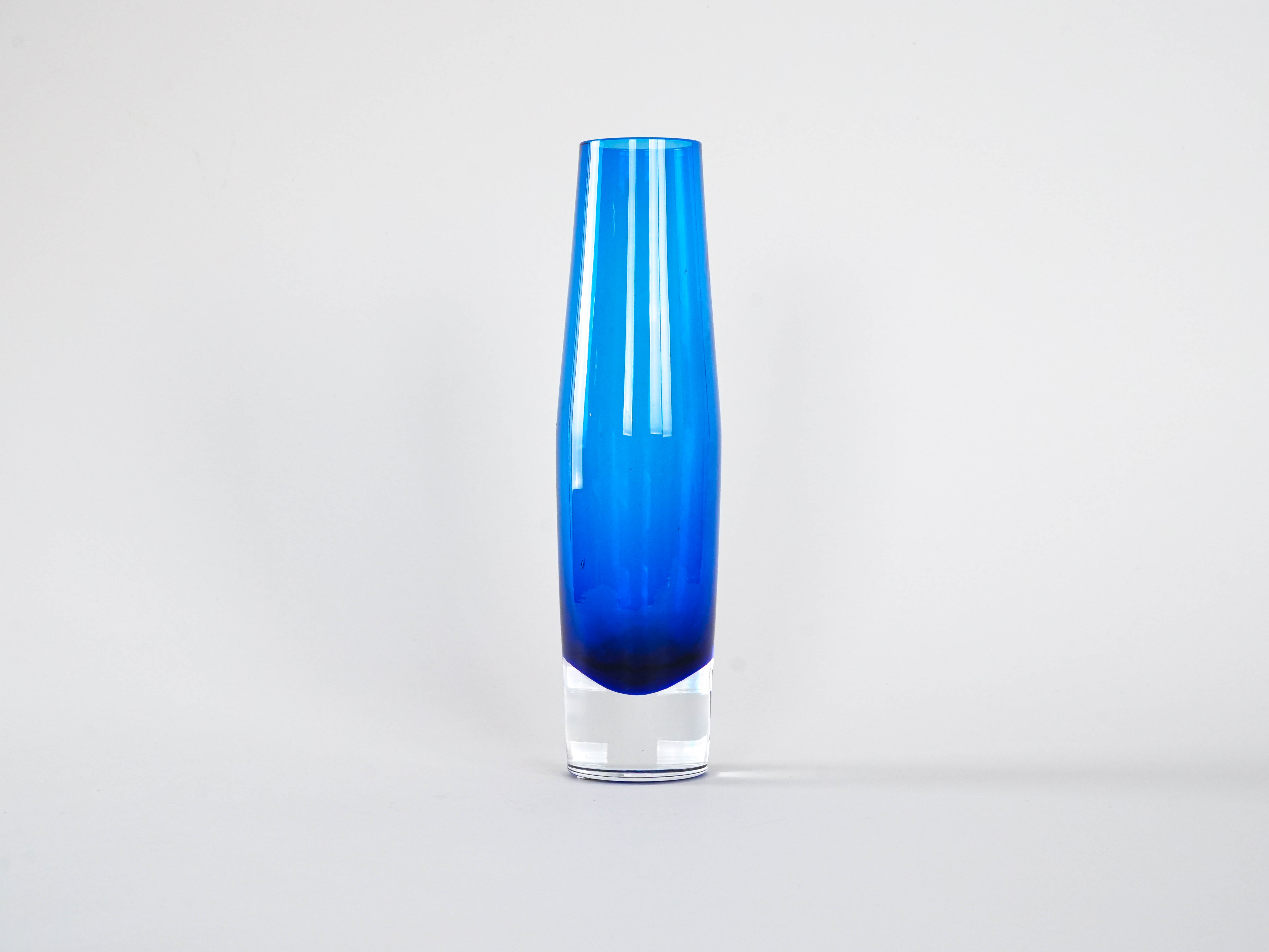 Glass vase Cobalt