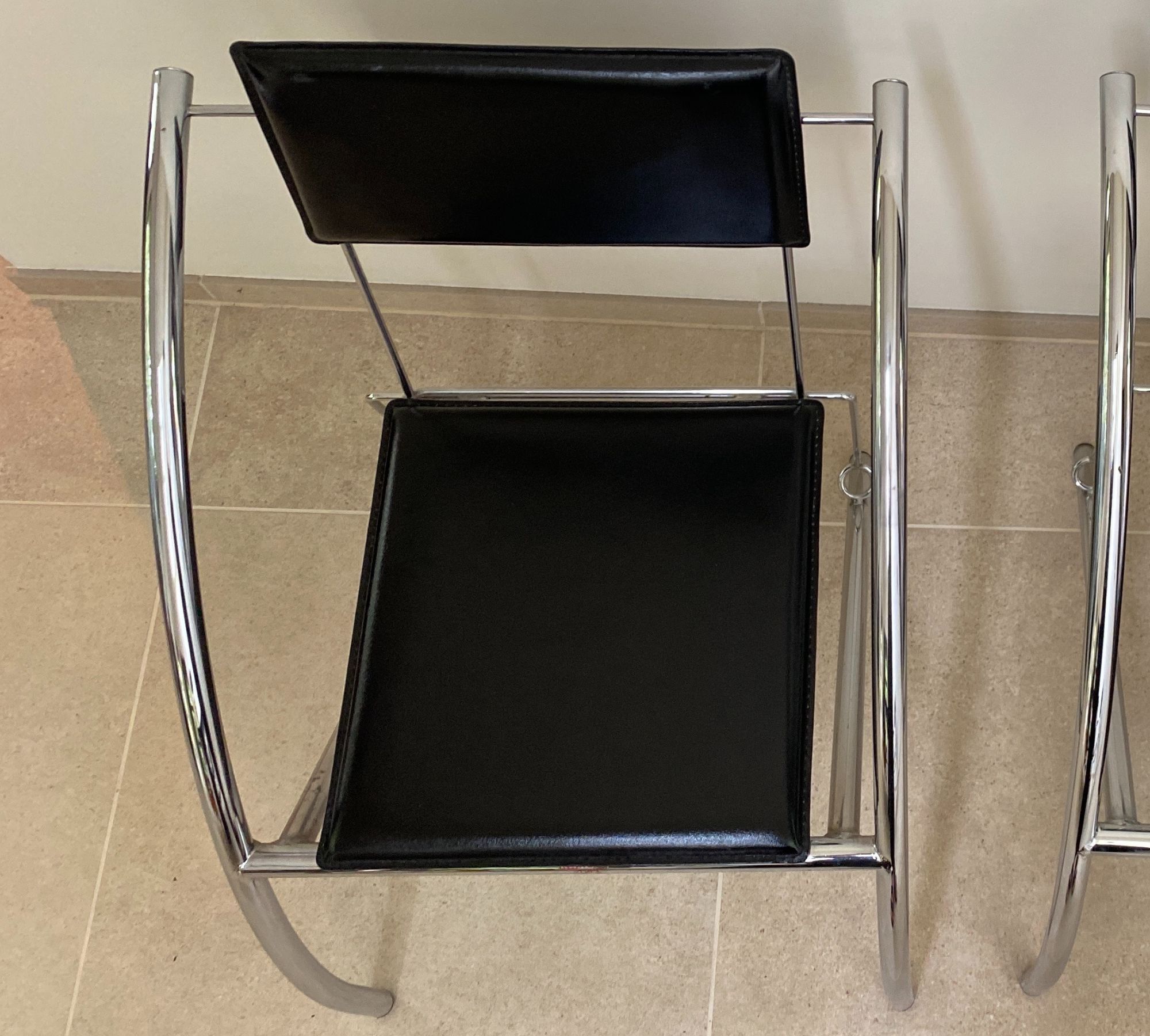 2x 90‘s Stuhl Stahl Leder Schwarz