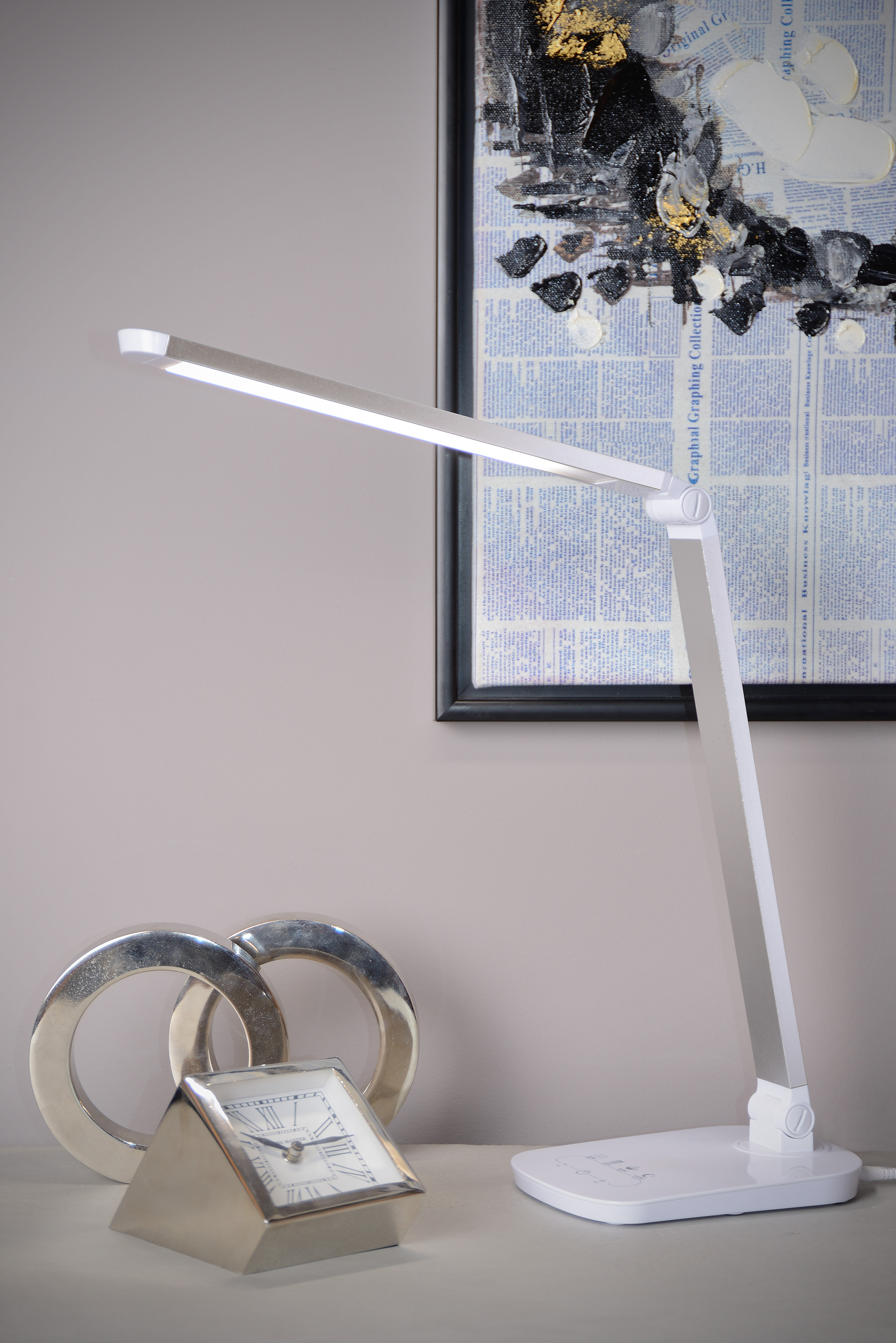 Vario LED Table Lamp Iron White