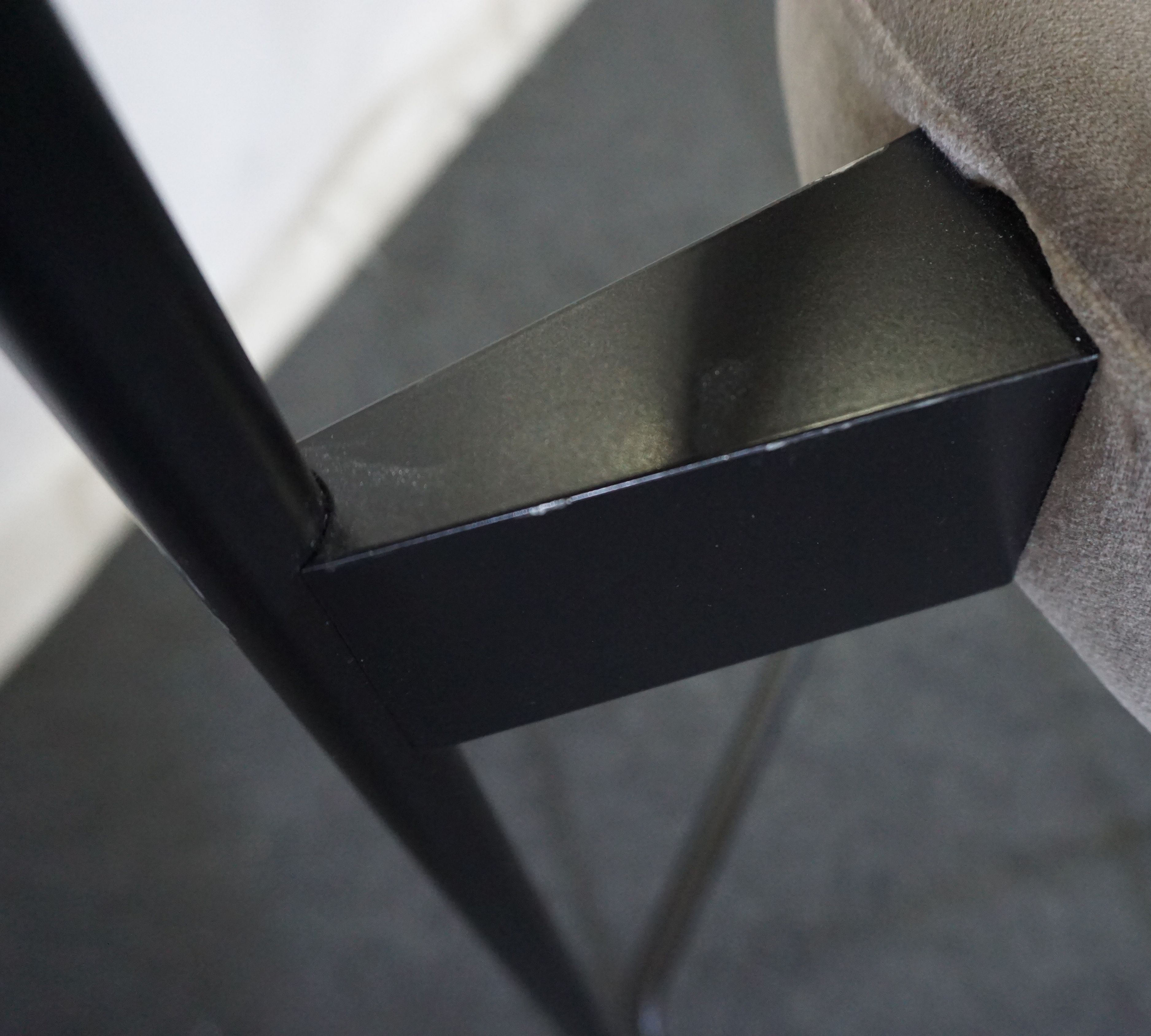 Series 430 Hocker Samt Taupe