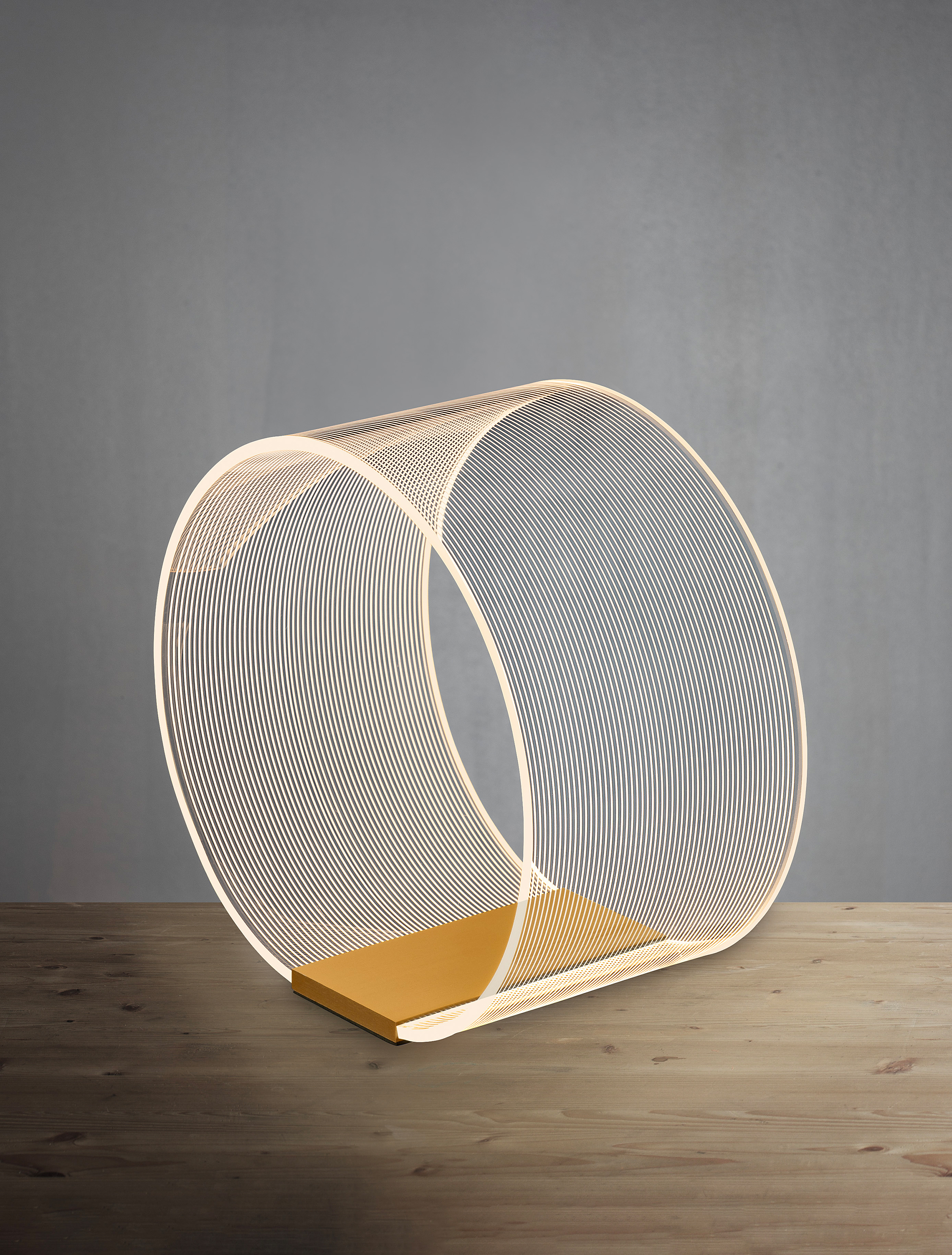 Valentin Typ A Tischleuchte Acrylglas Gold