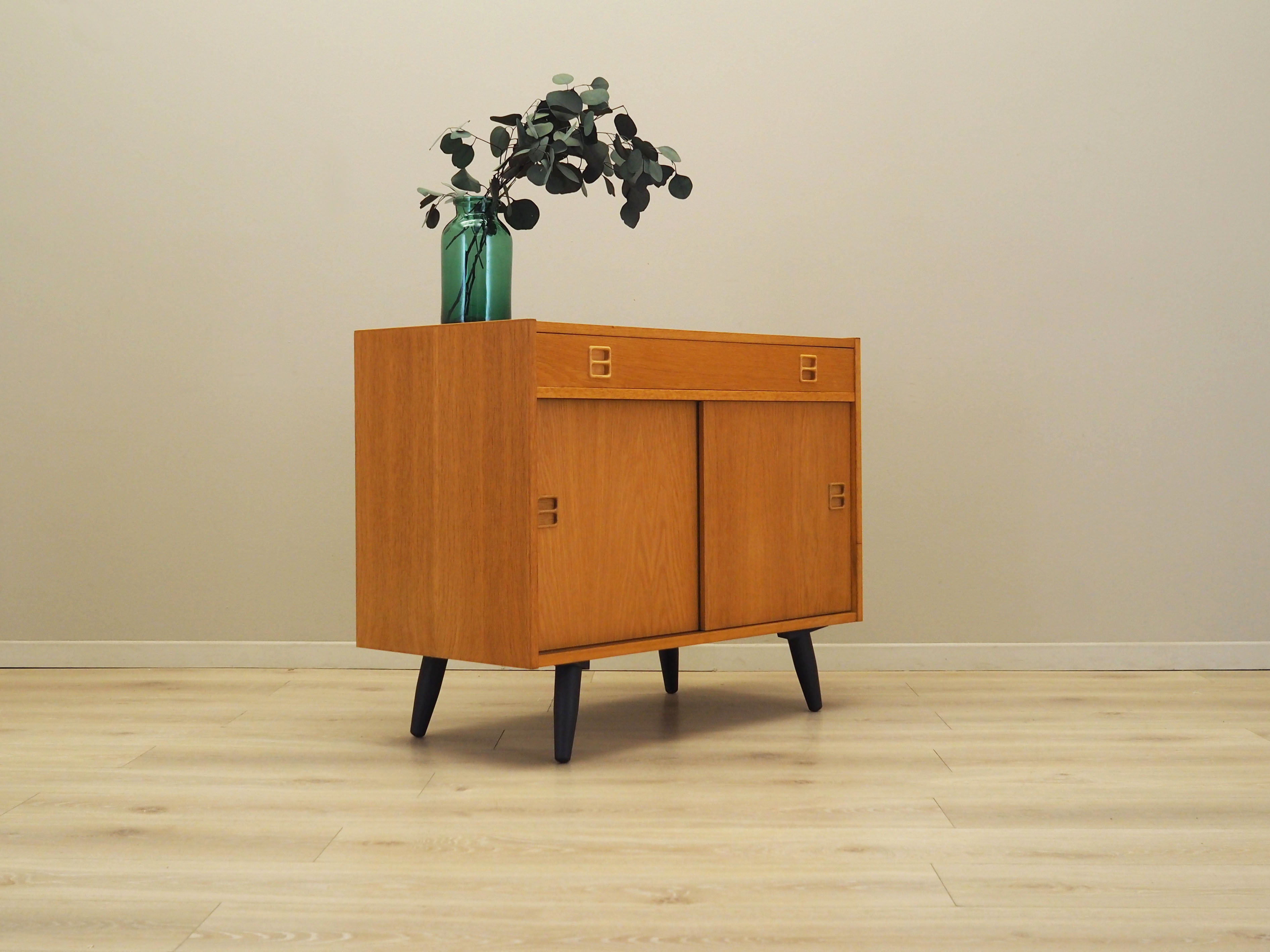 Schrank Eschenholz 1960er Jahre