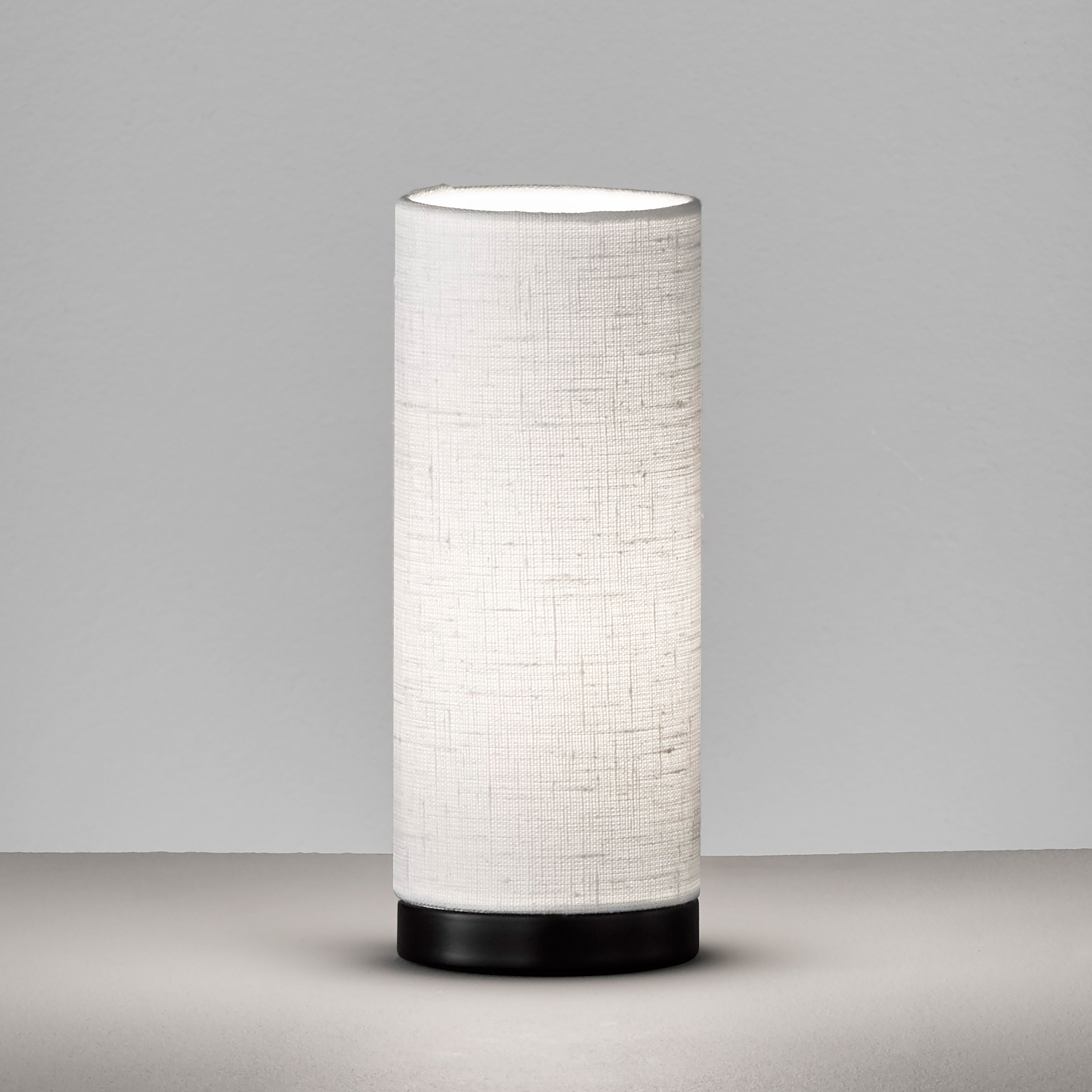 Thor Table Lamp Iron Linen 1-light