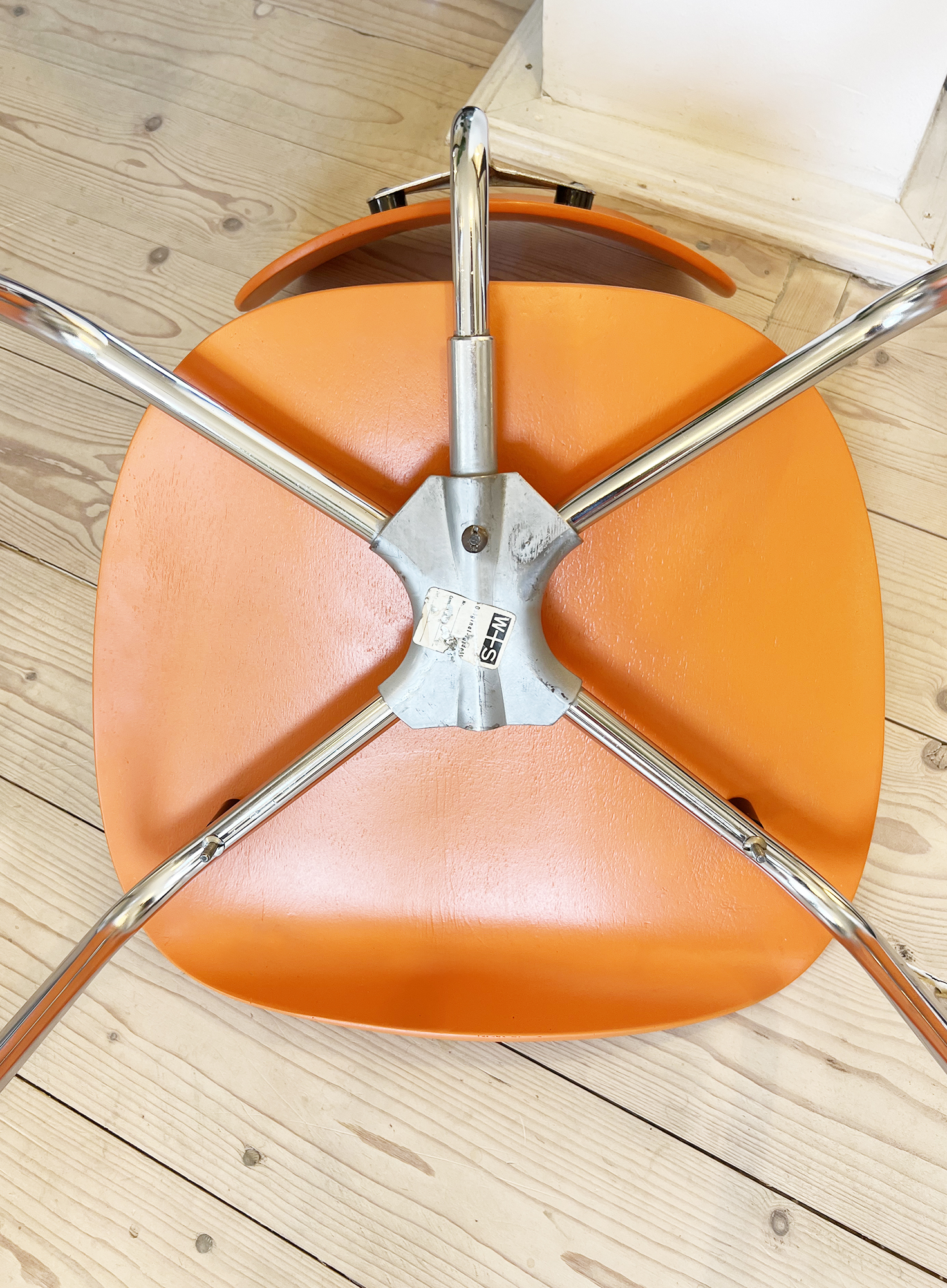Wilde&Spieth Eiermann SE 68 Stuhl Holz Orange