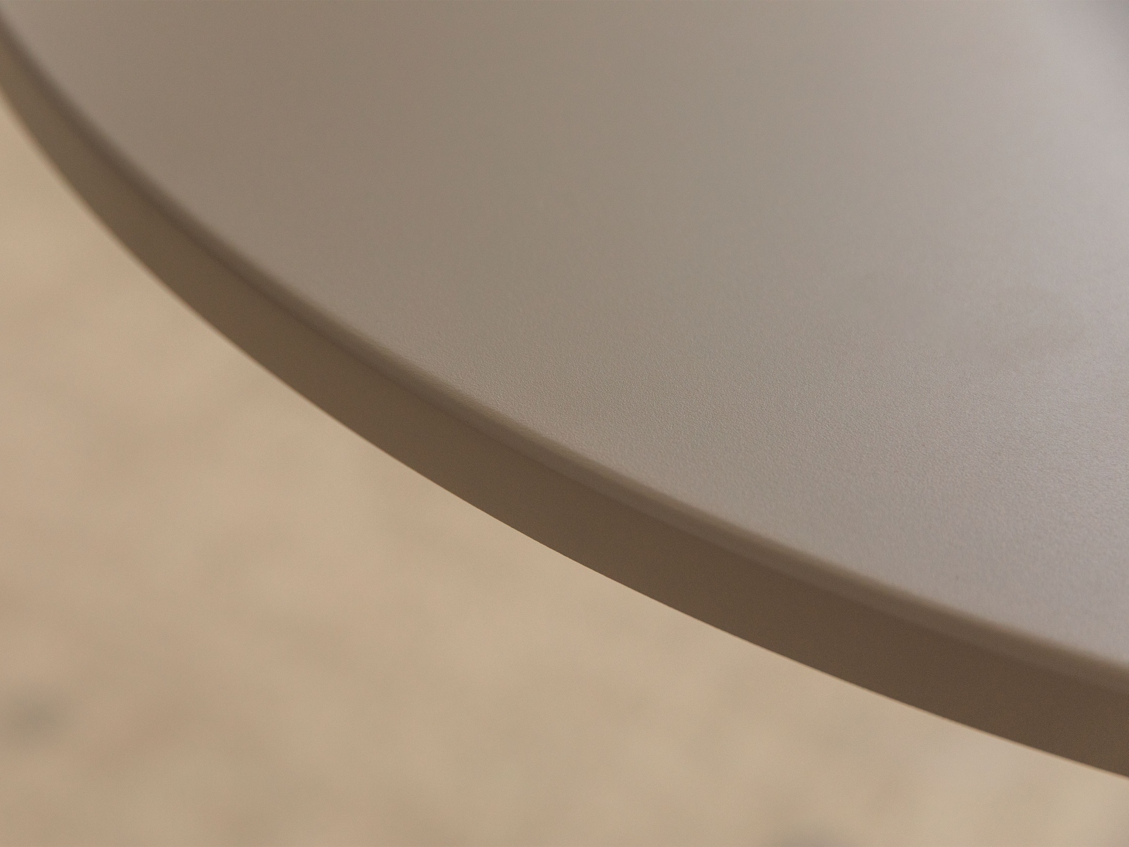 Figueral Gartentisch 2-Sitzer Metall Beige 75x75x75 cm