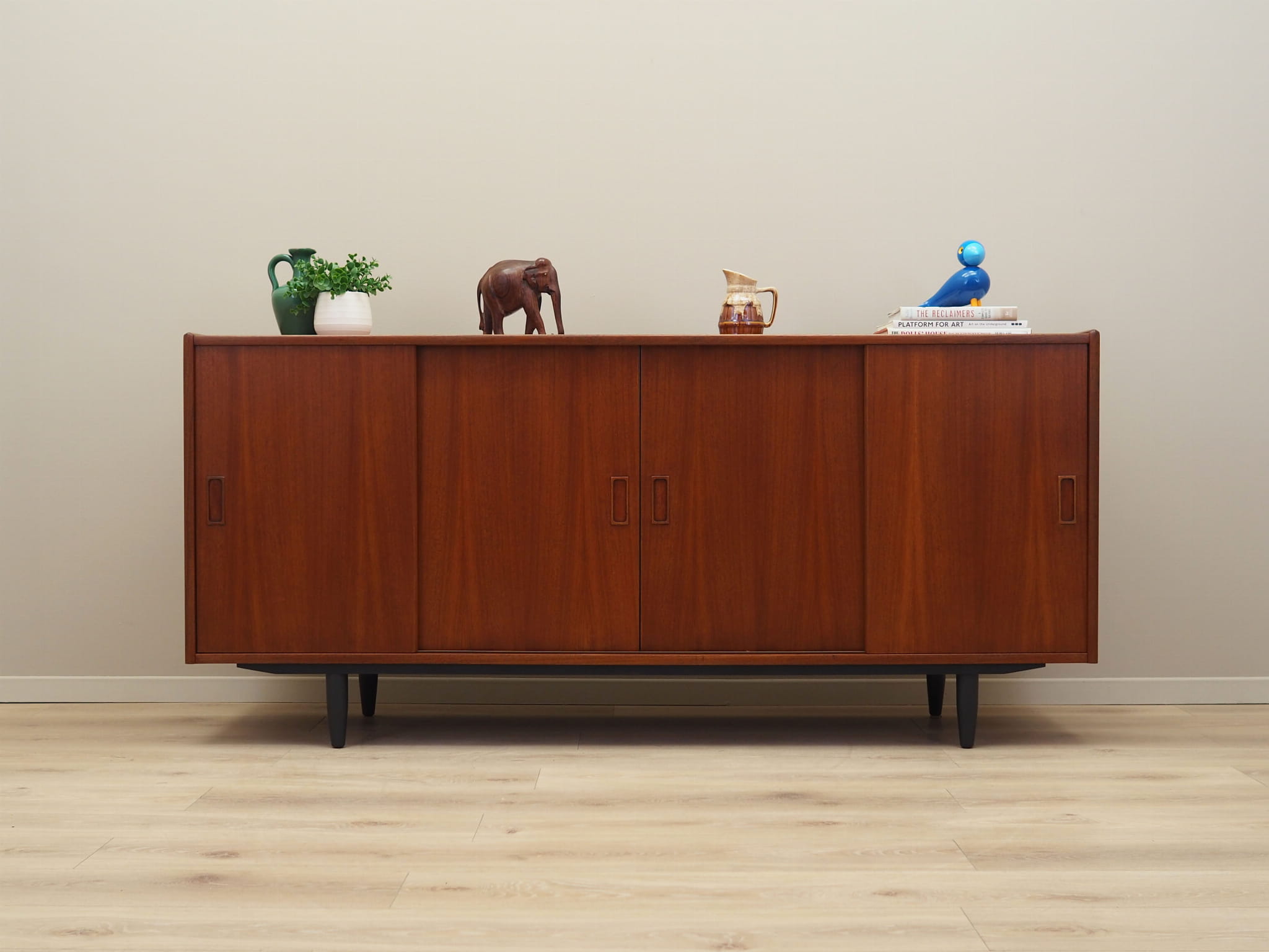 Vintage Sideboard Teakholz Braun 1970er Jahre