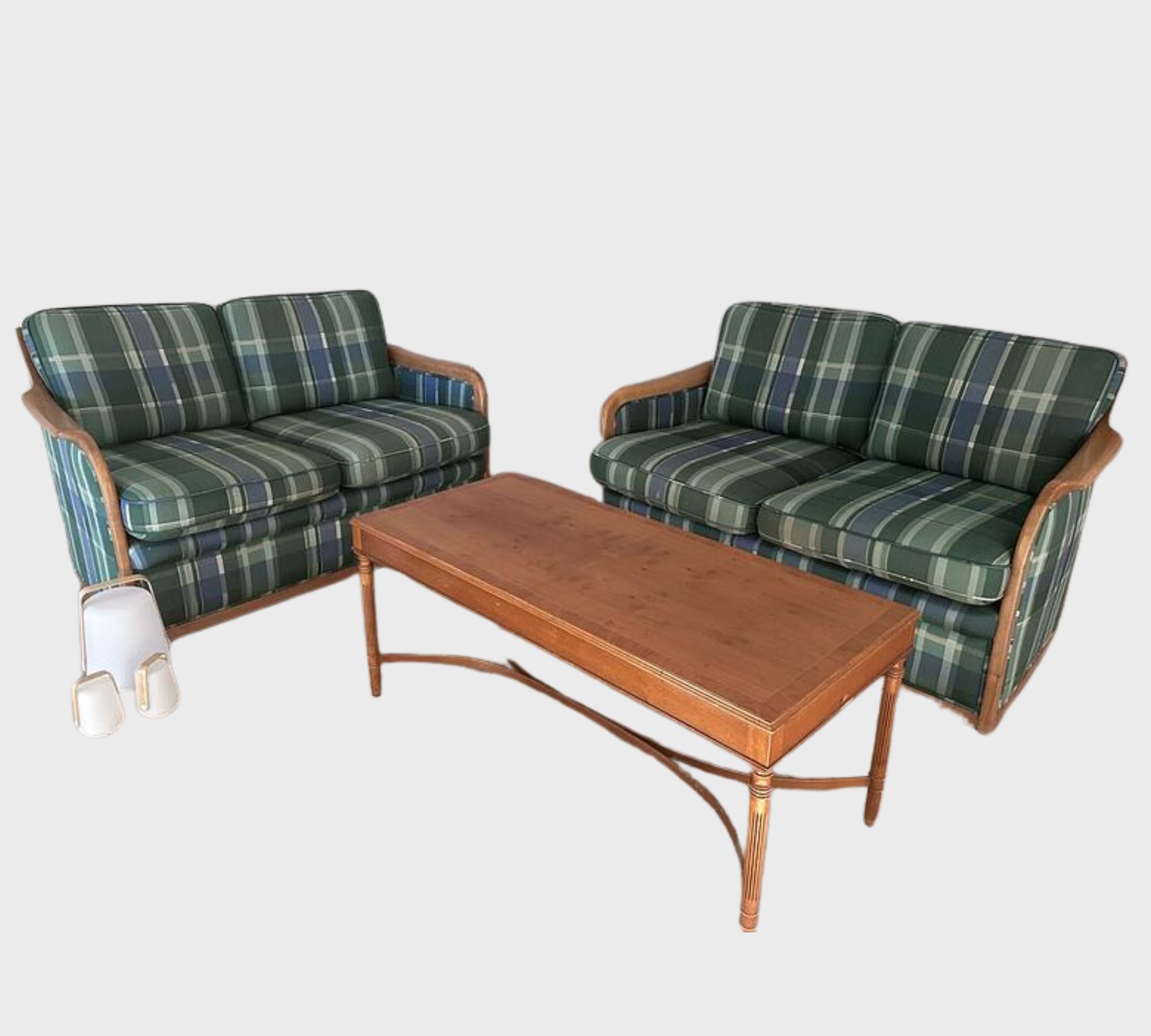 2x Vintage Sofa 2-Sitzer & Couchtisch Olivenholz Kariert