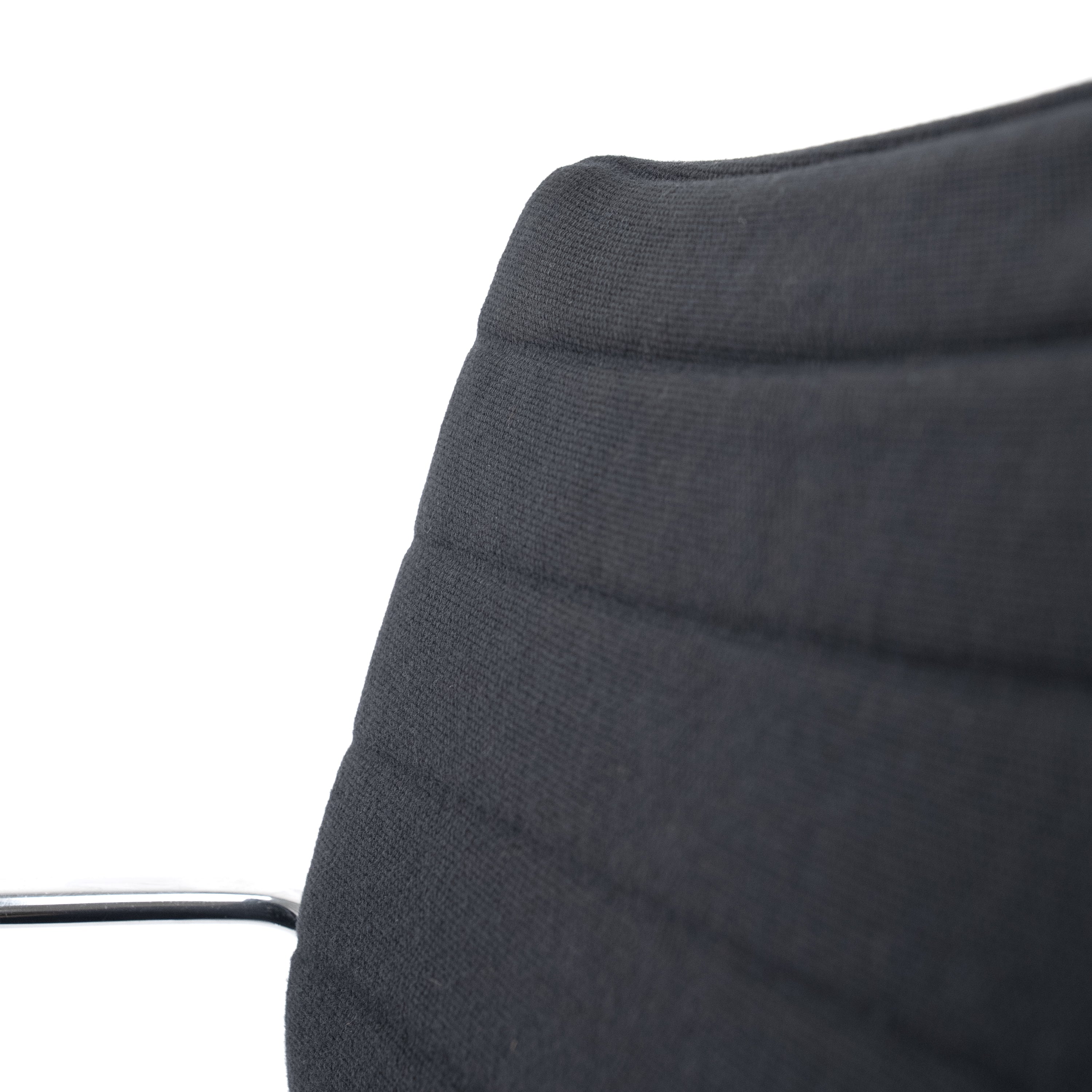 EA117 Office Chair Black by Vitra