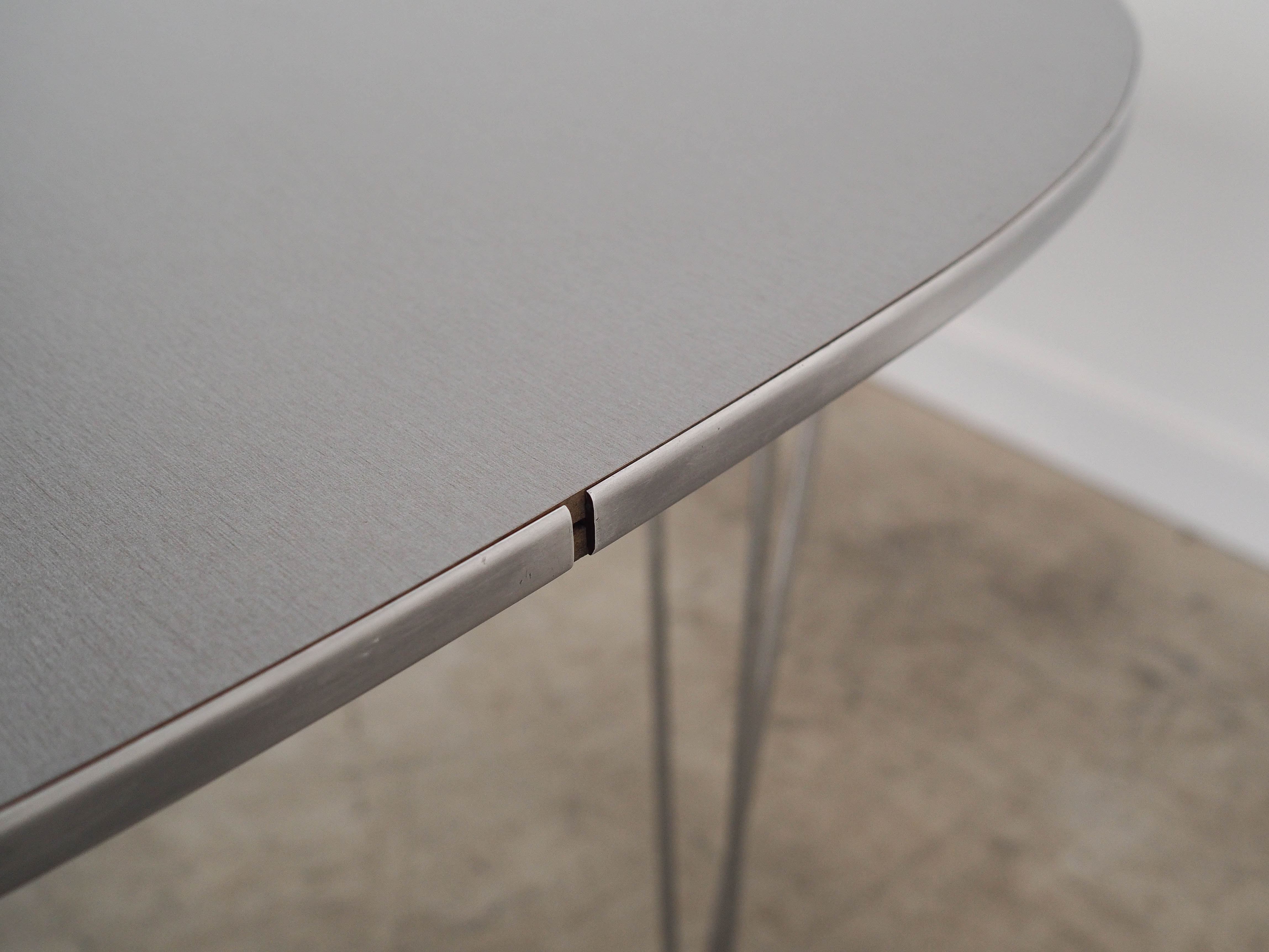 Table Grey 1980s