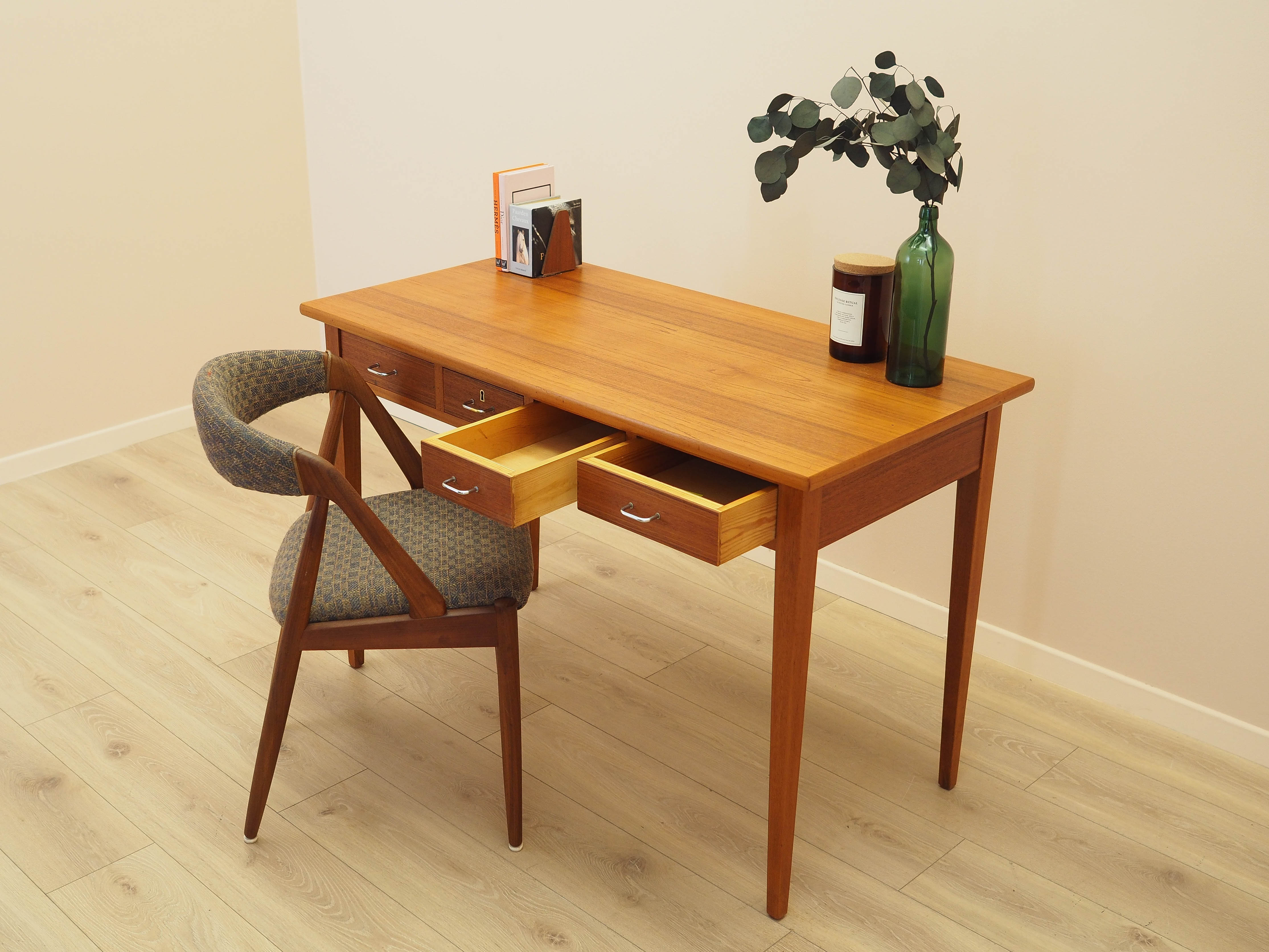 Teak Schreibtisch 1970er Jahre