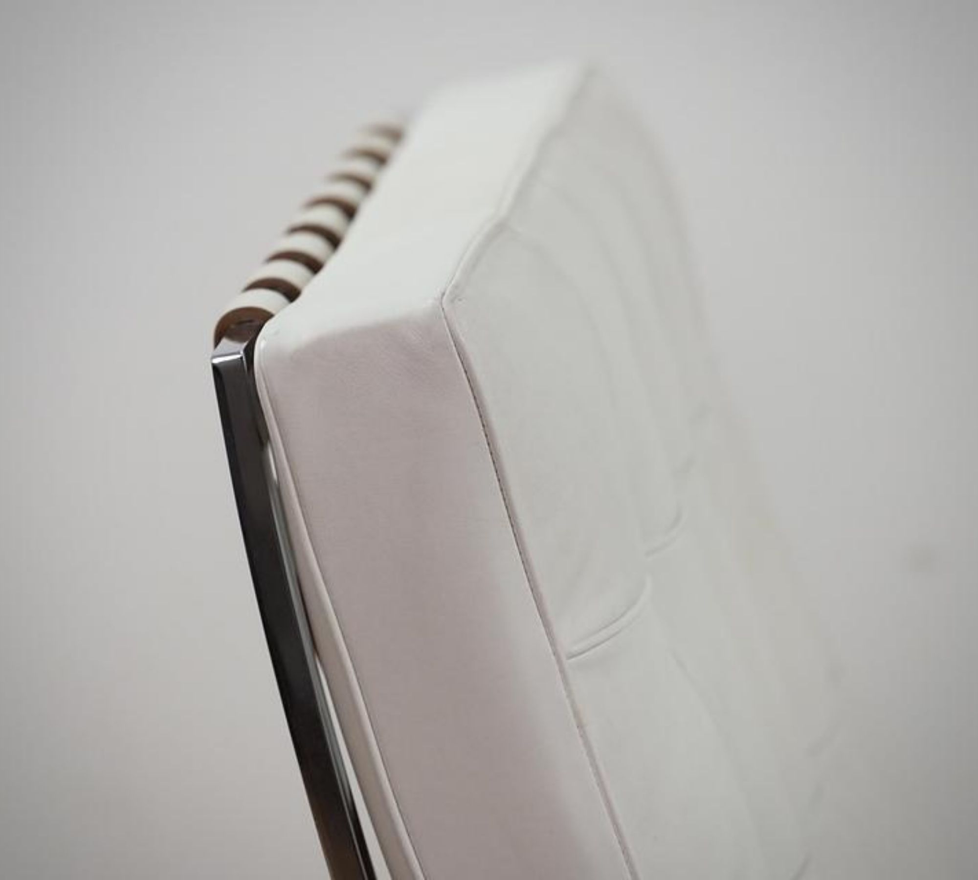 Barcelona Chair Leather Ivory Limited Edition No. 23