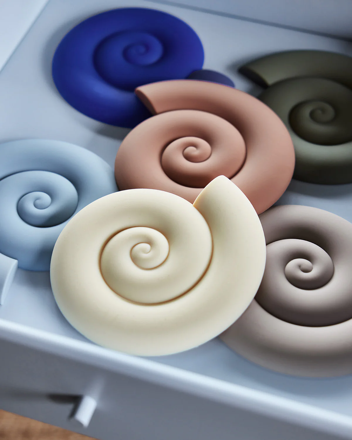 Nautilus Untersetzer Grau