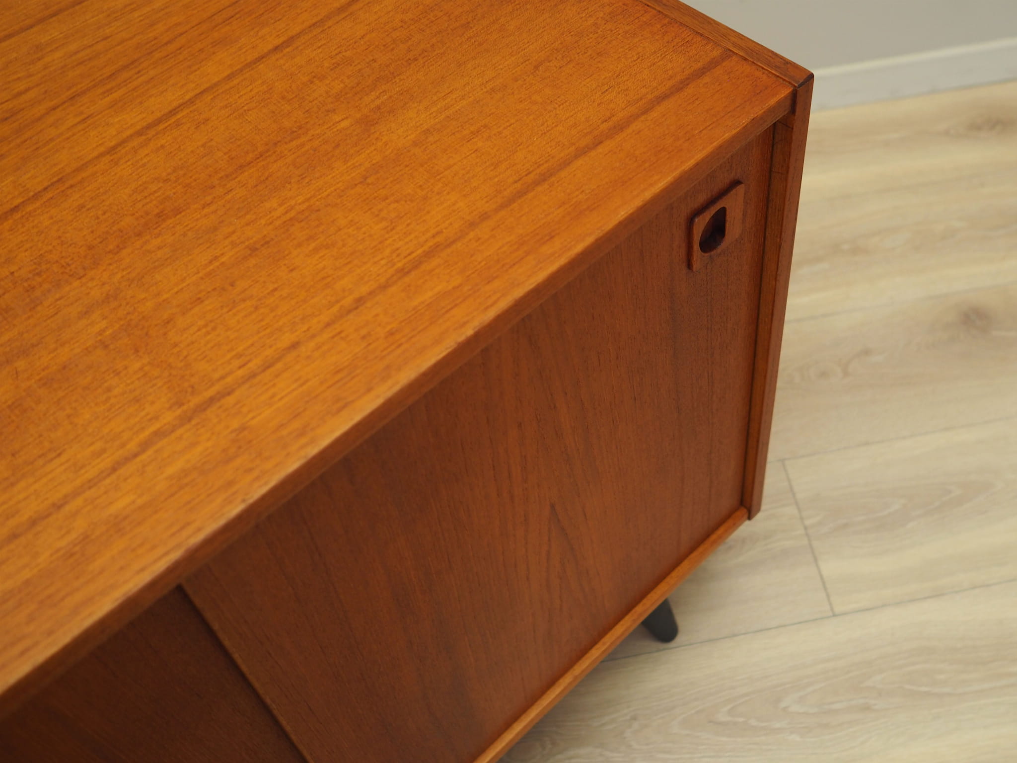 Vintage Schrank Teakholz Braun 1970er Jahre