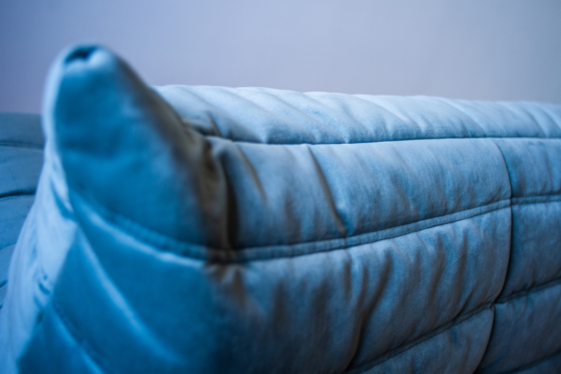 Togo Sofa 3-Sitzer Samt Azurblau
