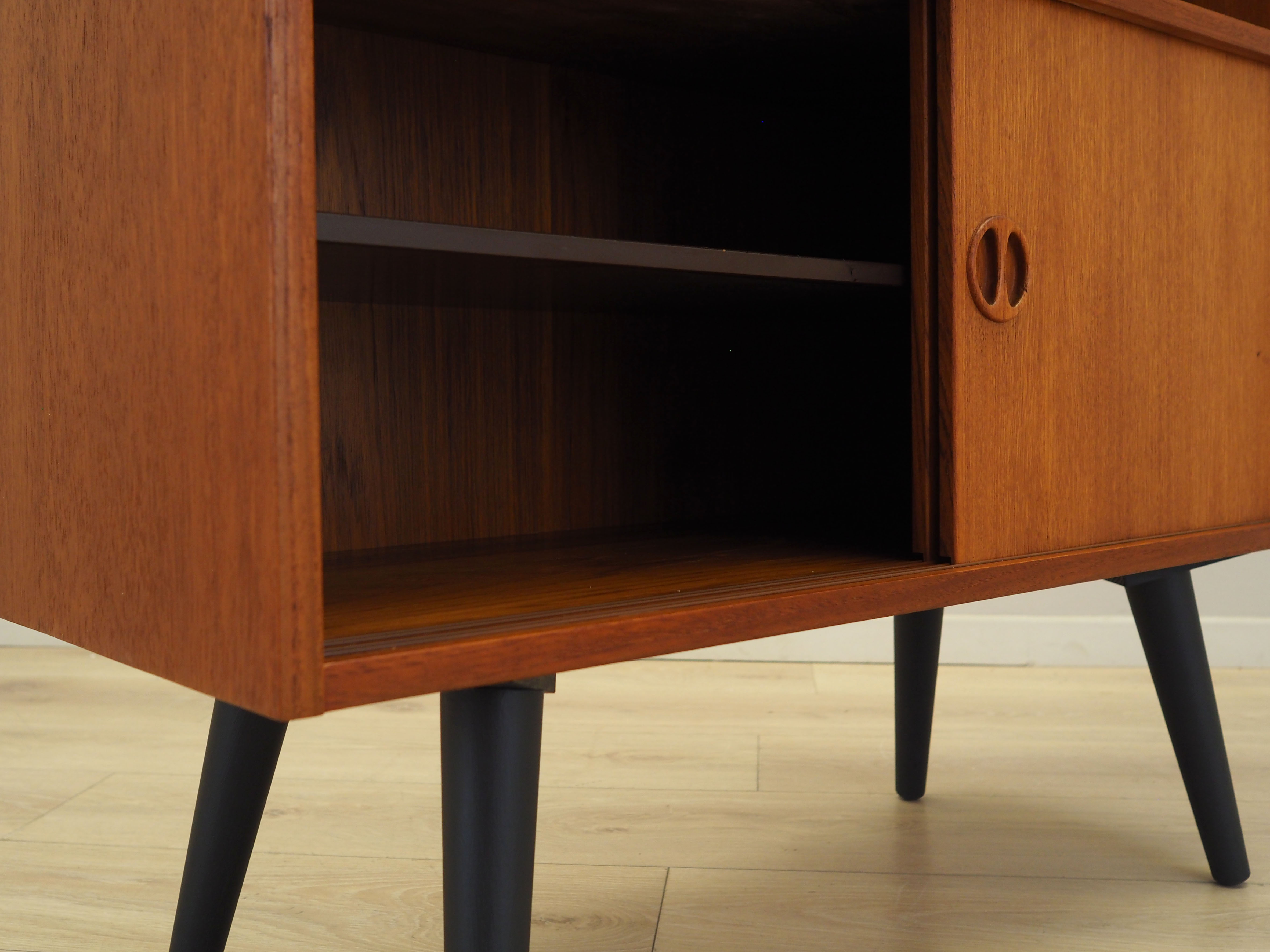Regal Teakholz 1970er Jahre