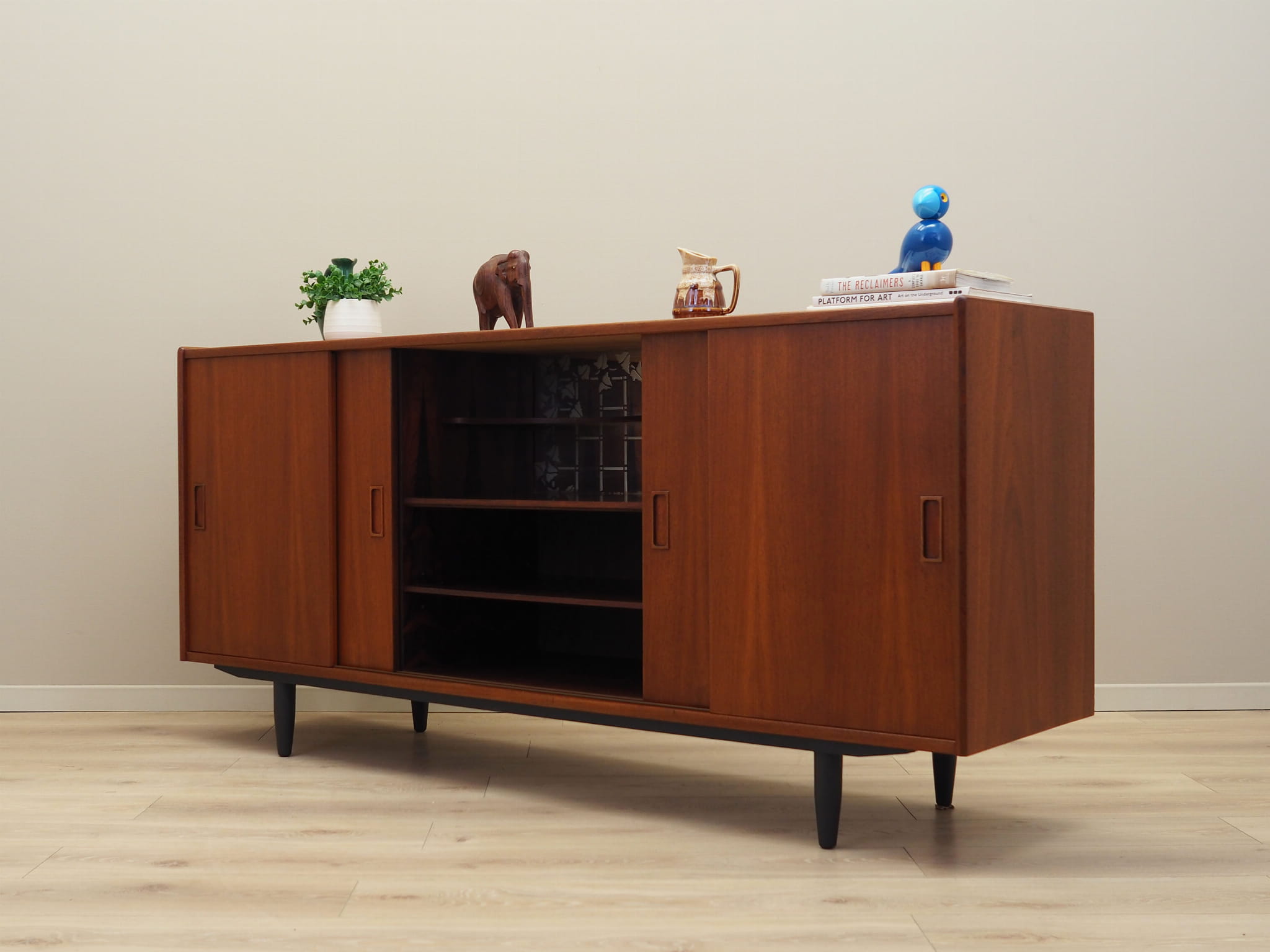 Vintage Sideboard Teakholz Braun 1970er Jahre