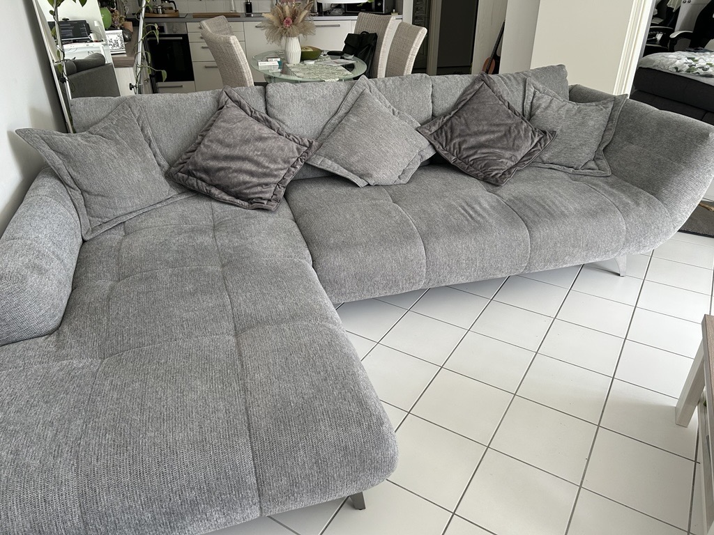 Bellani II Ecksofa mit Hockerbank