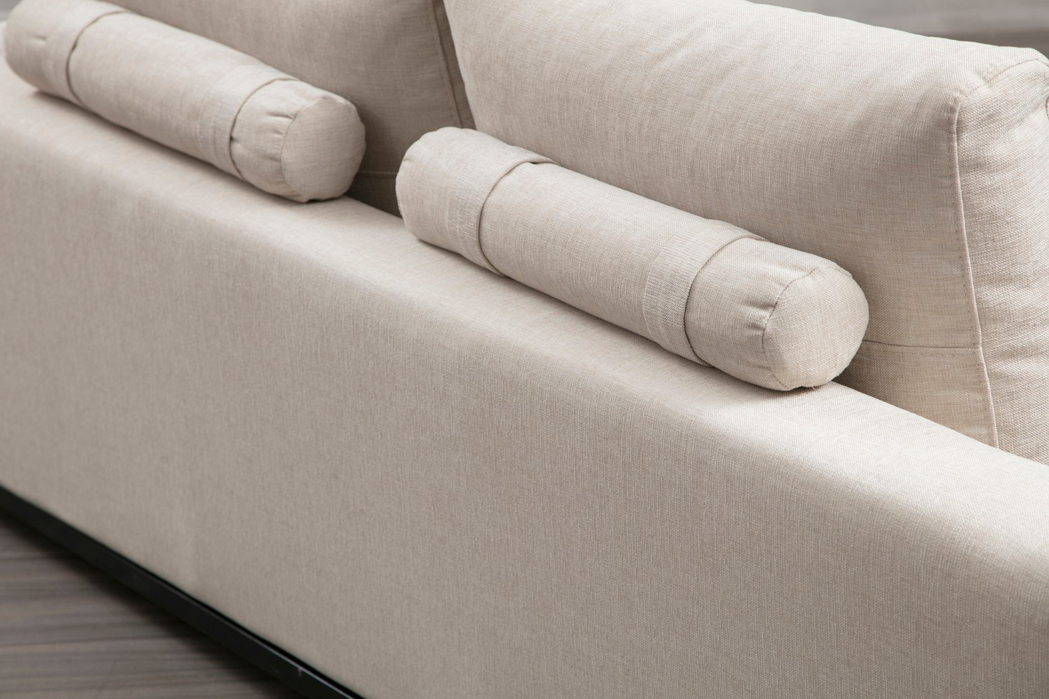 Line 2-Sitzer Sofa Creme