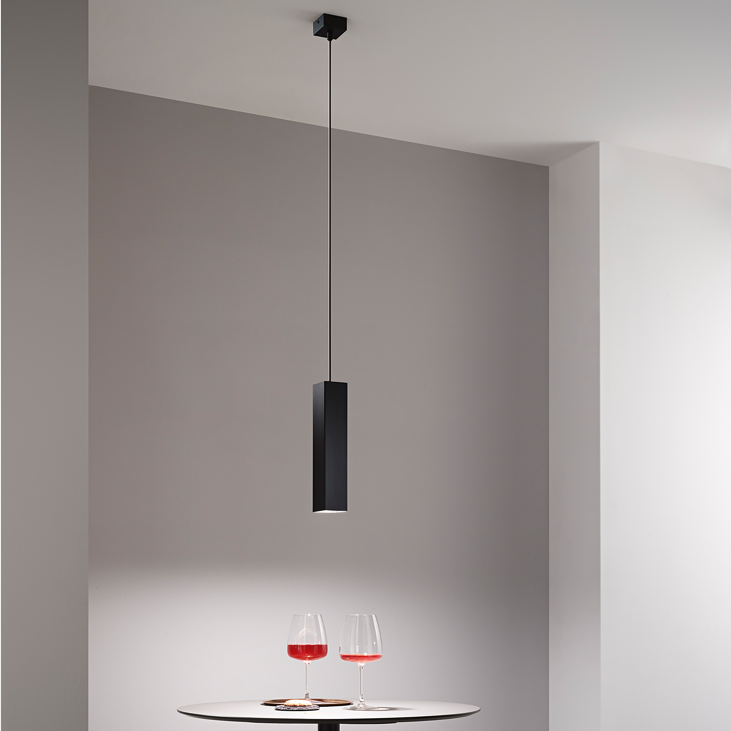 1-Light Fluke Type D Pendant Light Aluminium Black
