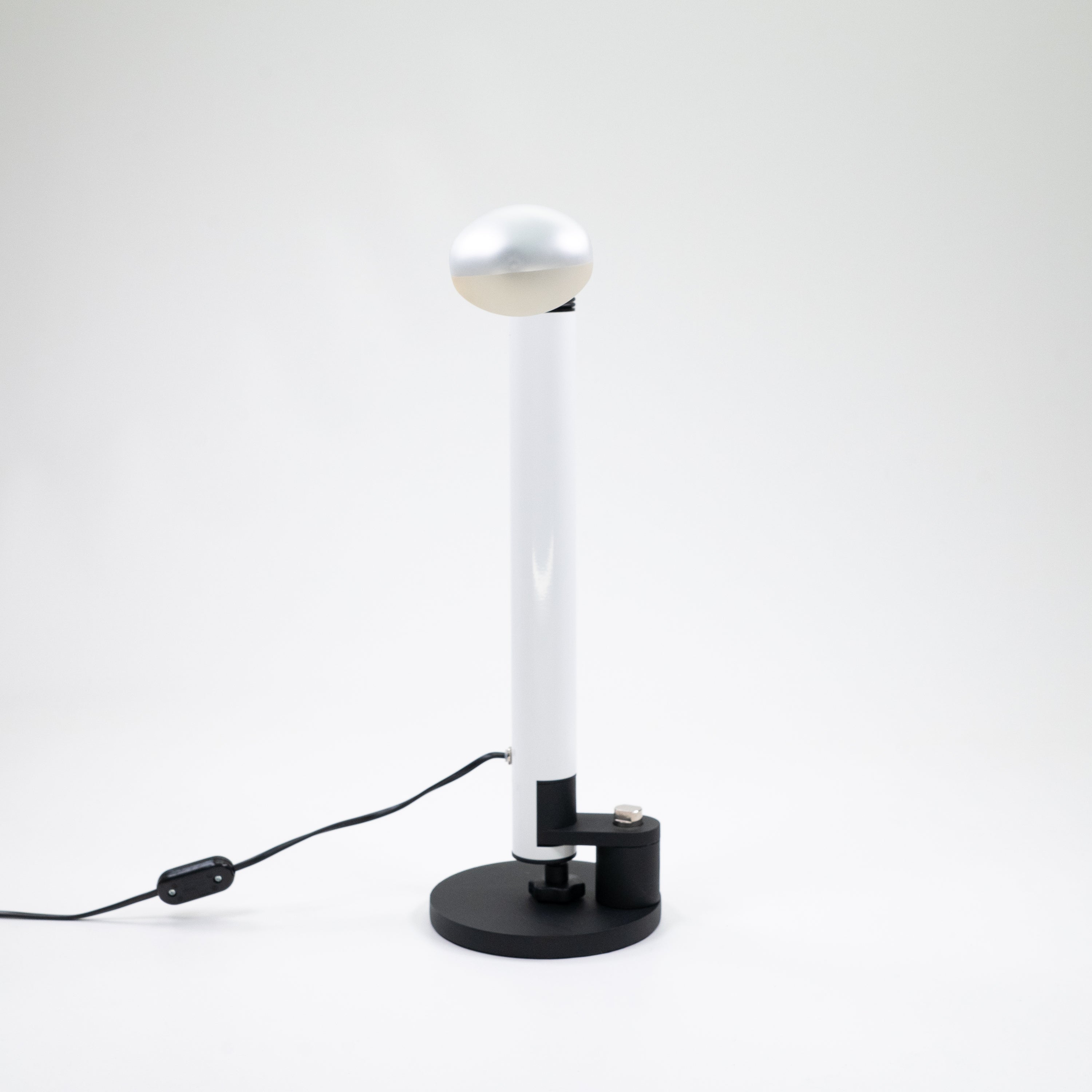 Periscope Table Lamp Metal Rubber White