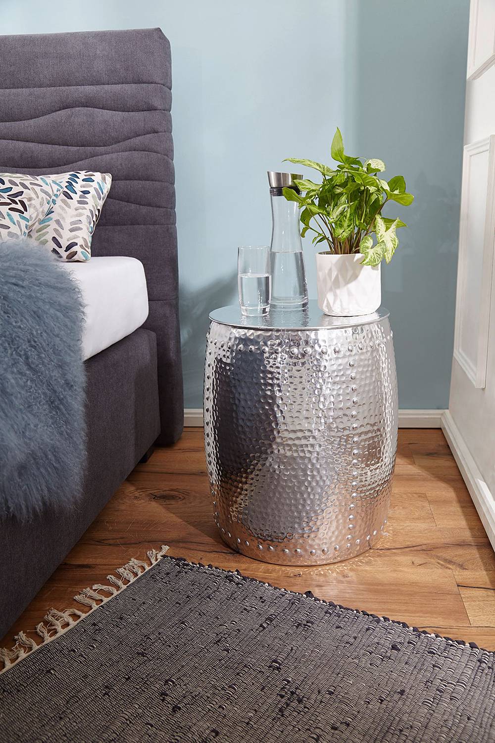 Side table Juanico Aluminum Silver