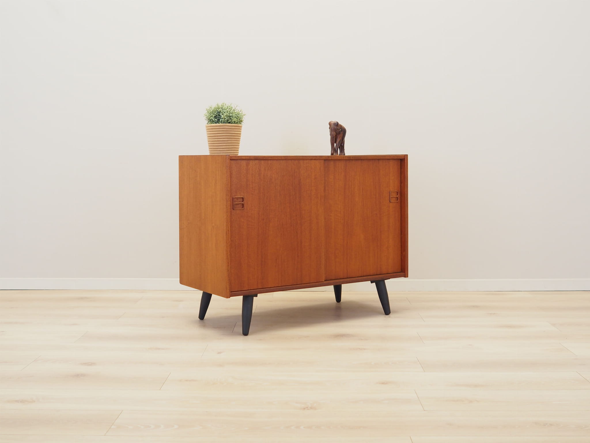 Vintage Schrank Teakholz Braun 1970er Jahre