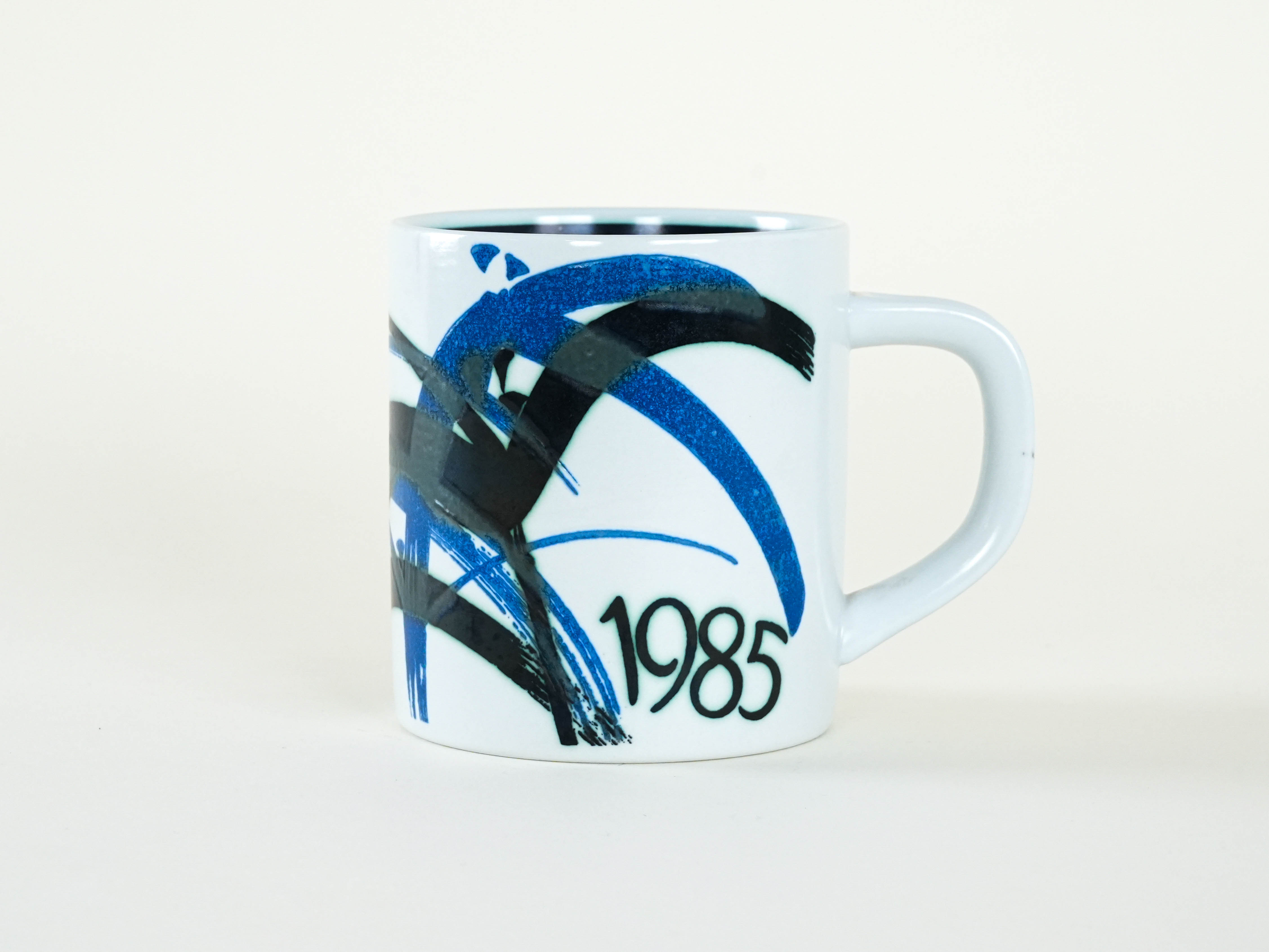 Collector's mug Porcelain Multicolored