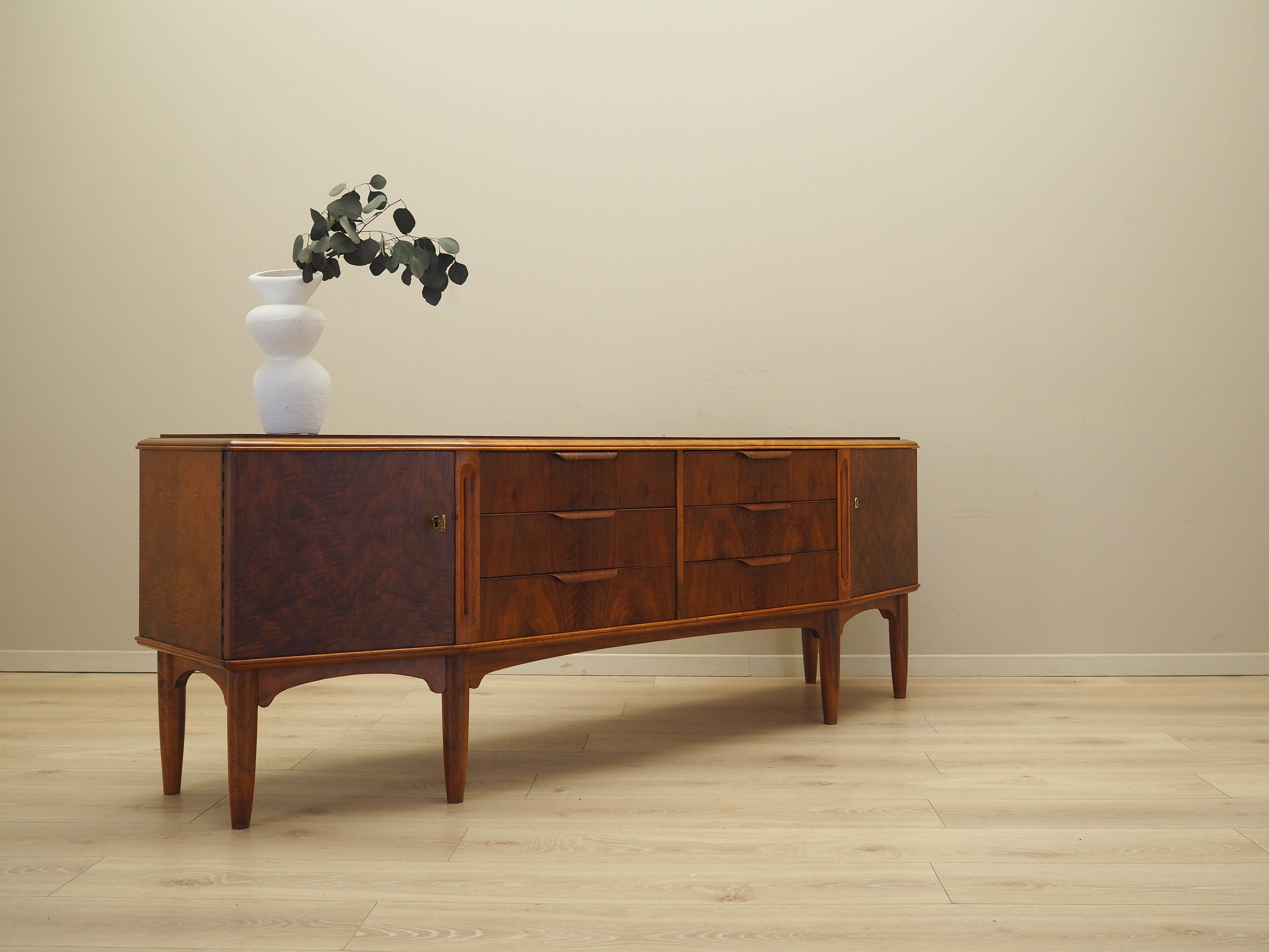 Sideboard Nussbaumholz Braun 1960er Jahre