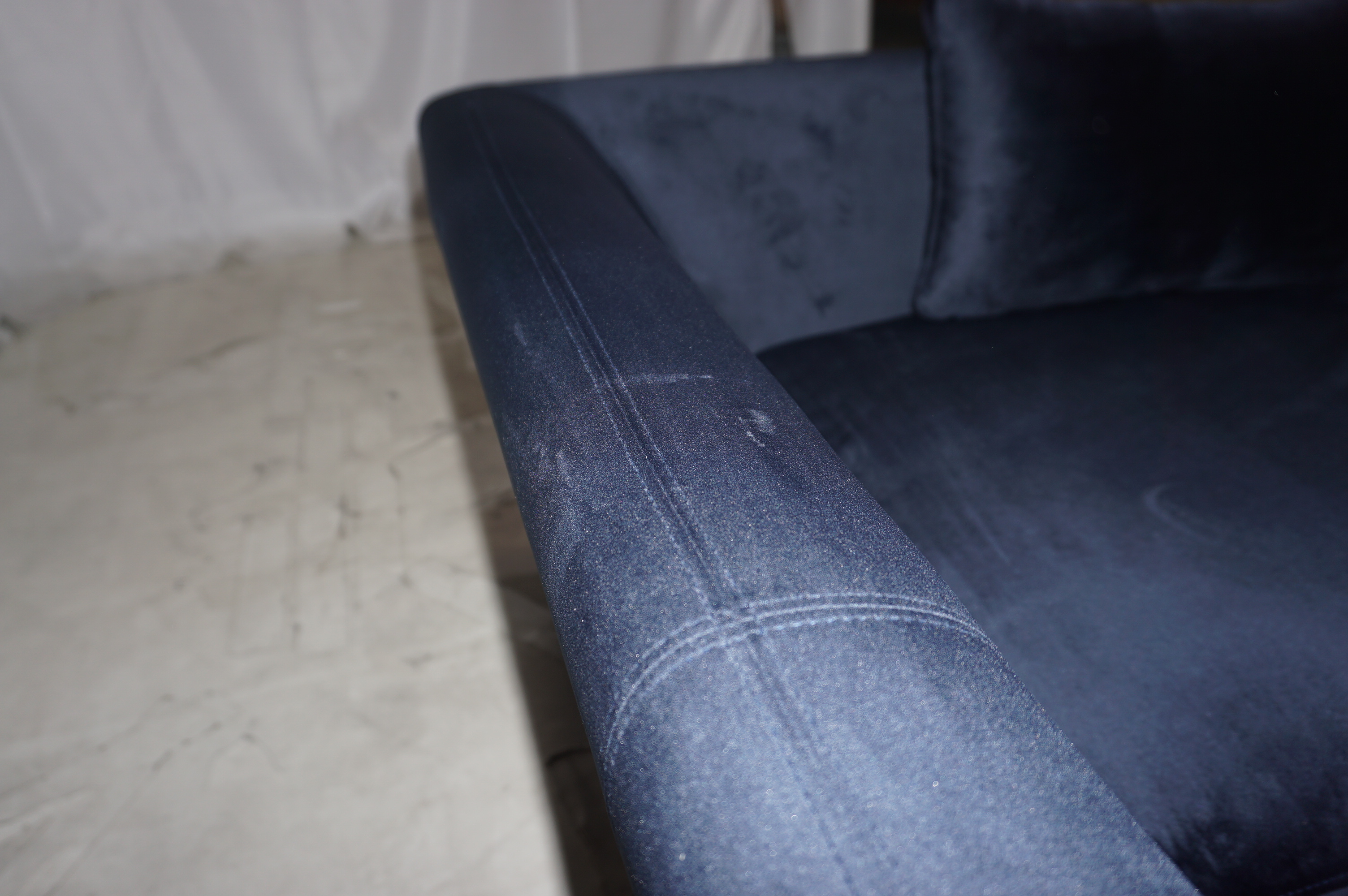 Sigrid Sofa 3-Sitzer Velour Lux Navy