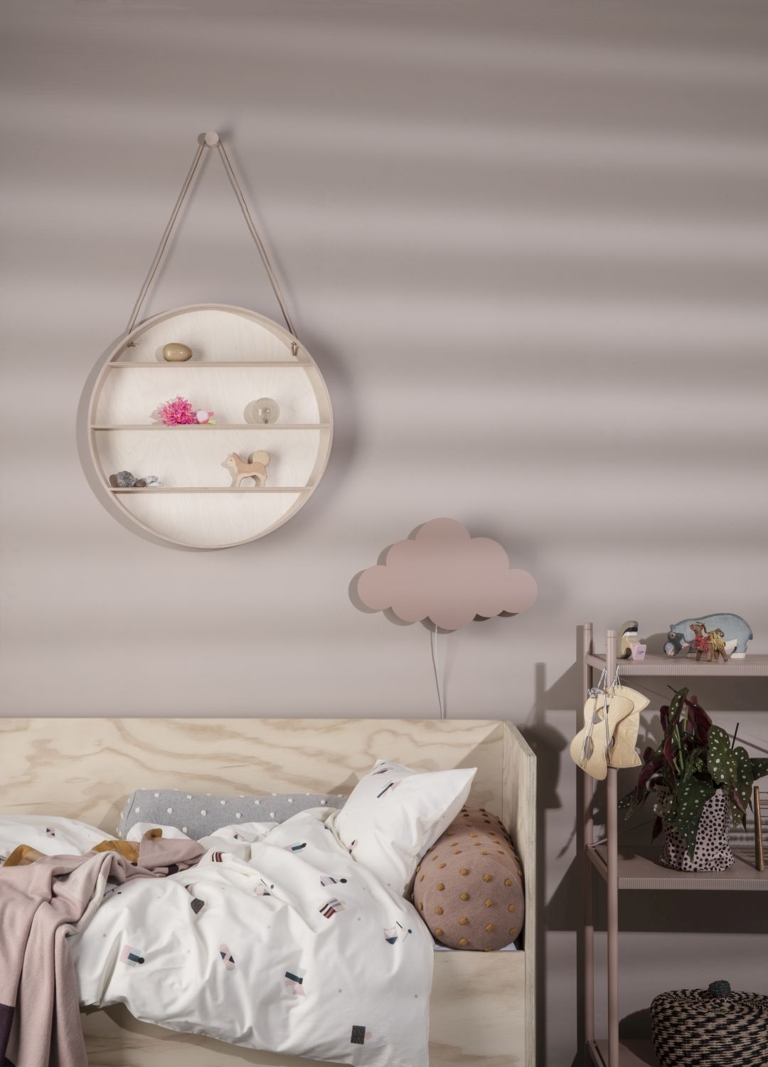 Cloud Wandleuchte Holz Rosa