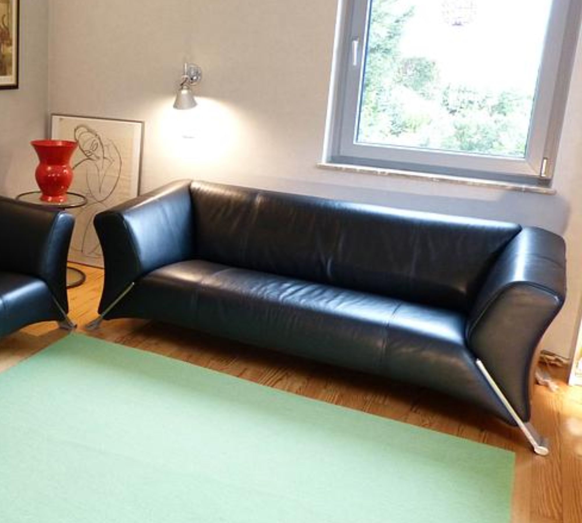 322 Sofa Aluminium Holz Schwarz