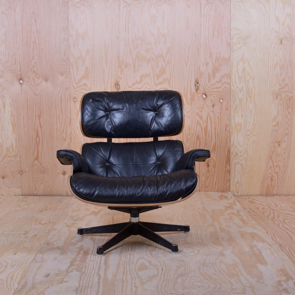 Eames Lounge Chair Leder Schwarz