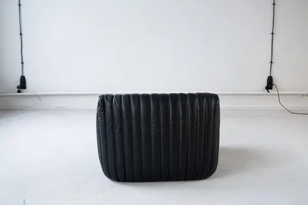 Sandra Chair Madras Leather Black