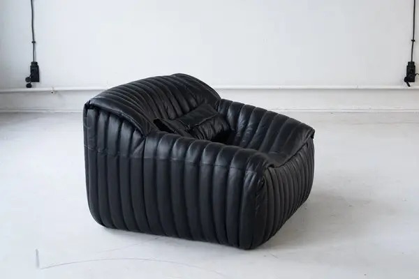 Sandra Chair Madras Leather Black