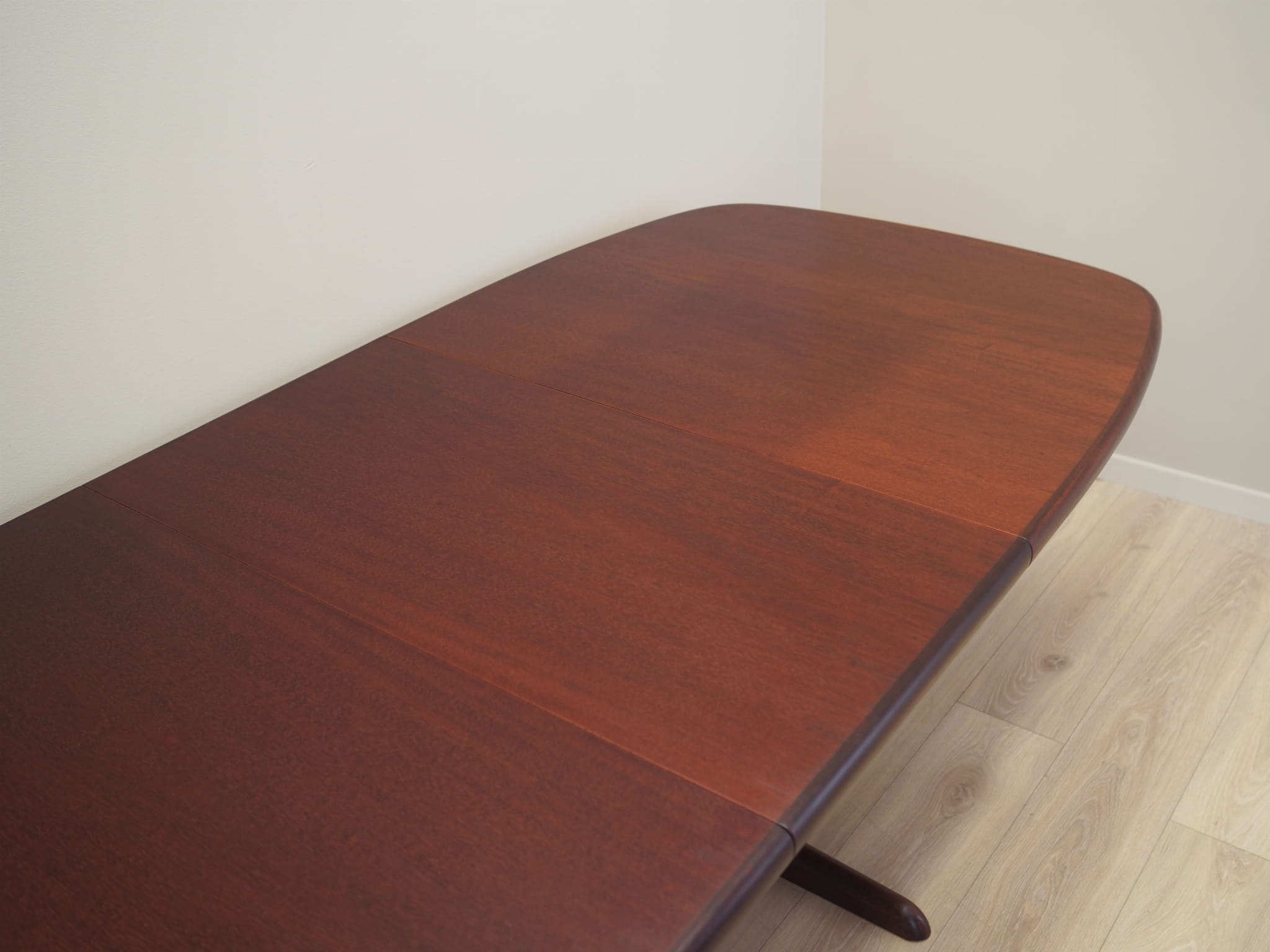 Mahogany Tisch 1990 Jare