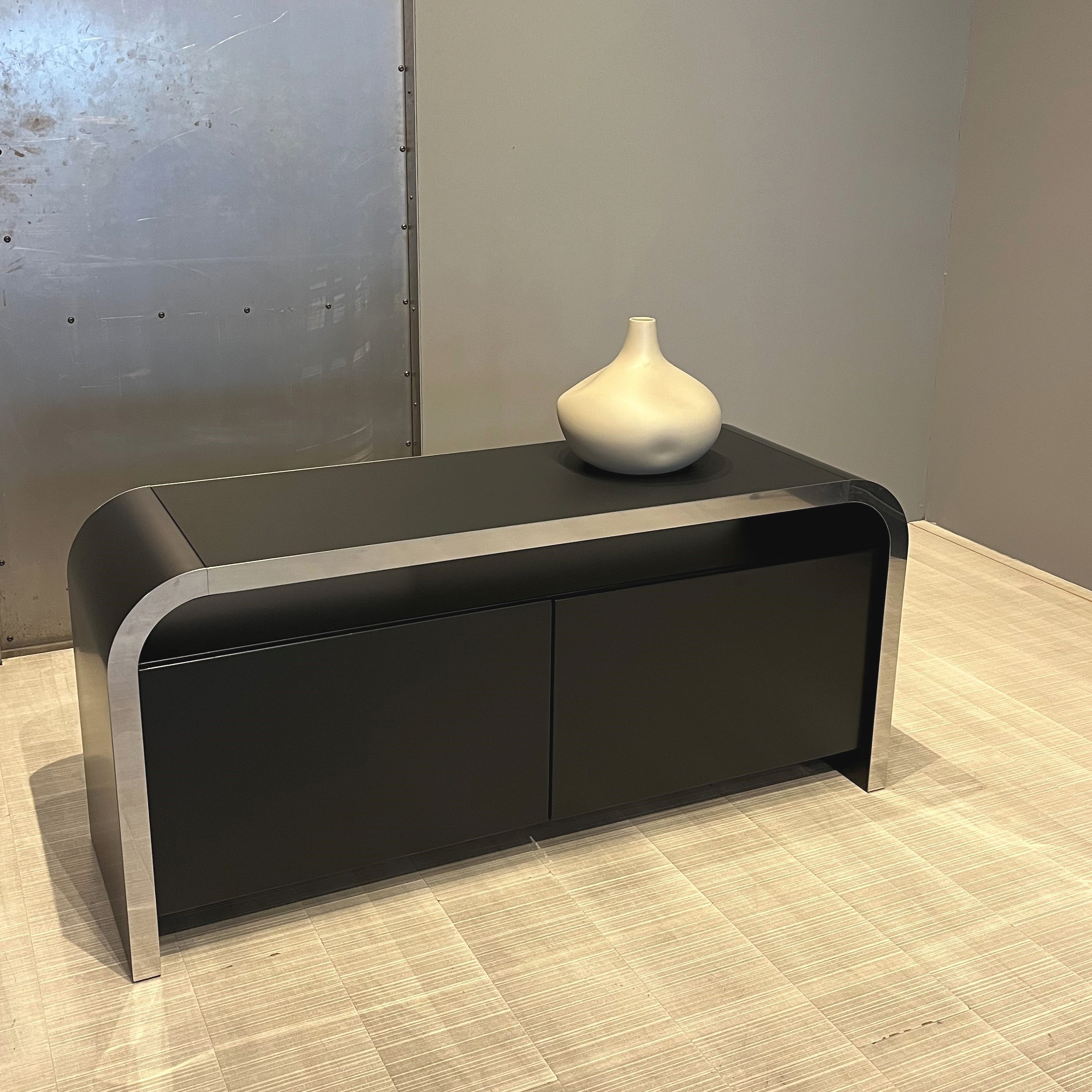 Highline Sideboard L 14-2 Stahl Schwarz