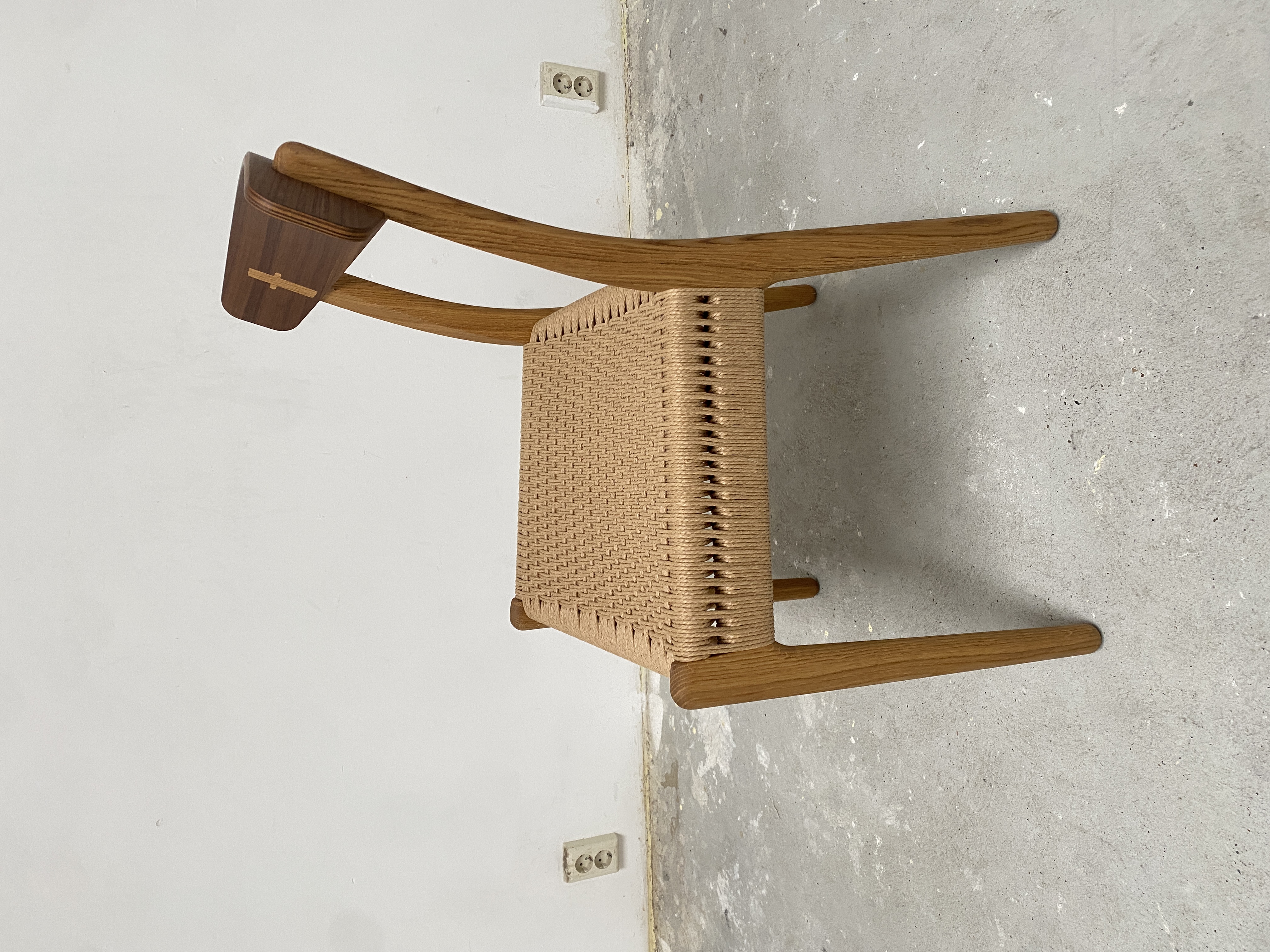 Model CH23 Dining chair Oak