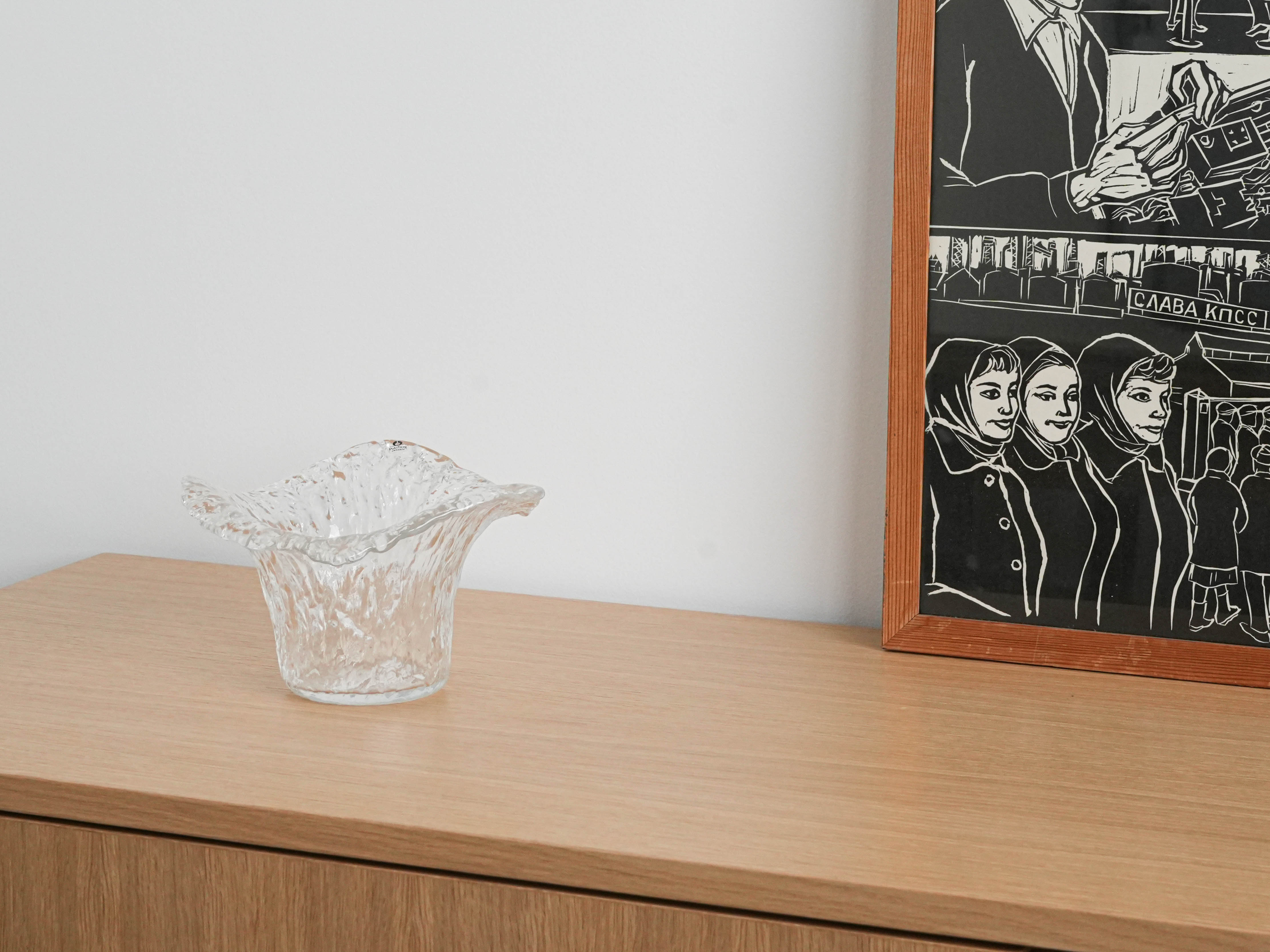 Glass vase Transparent