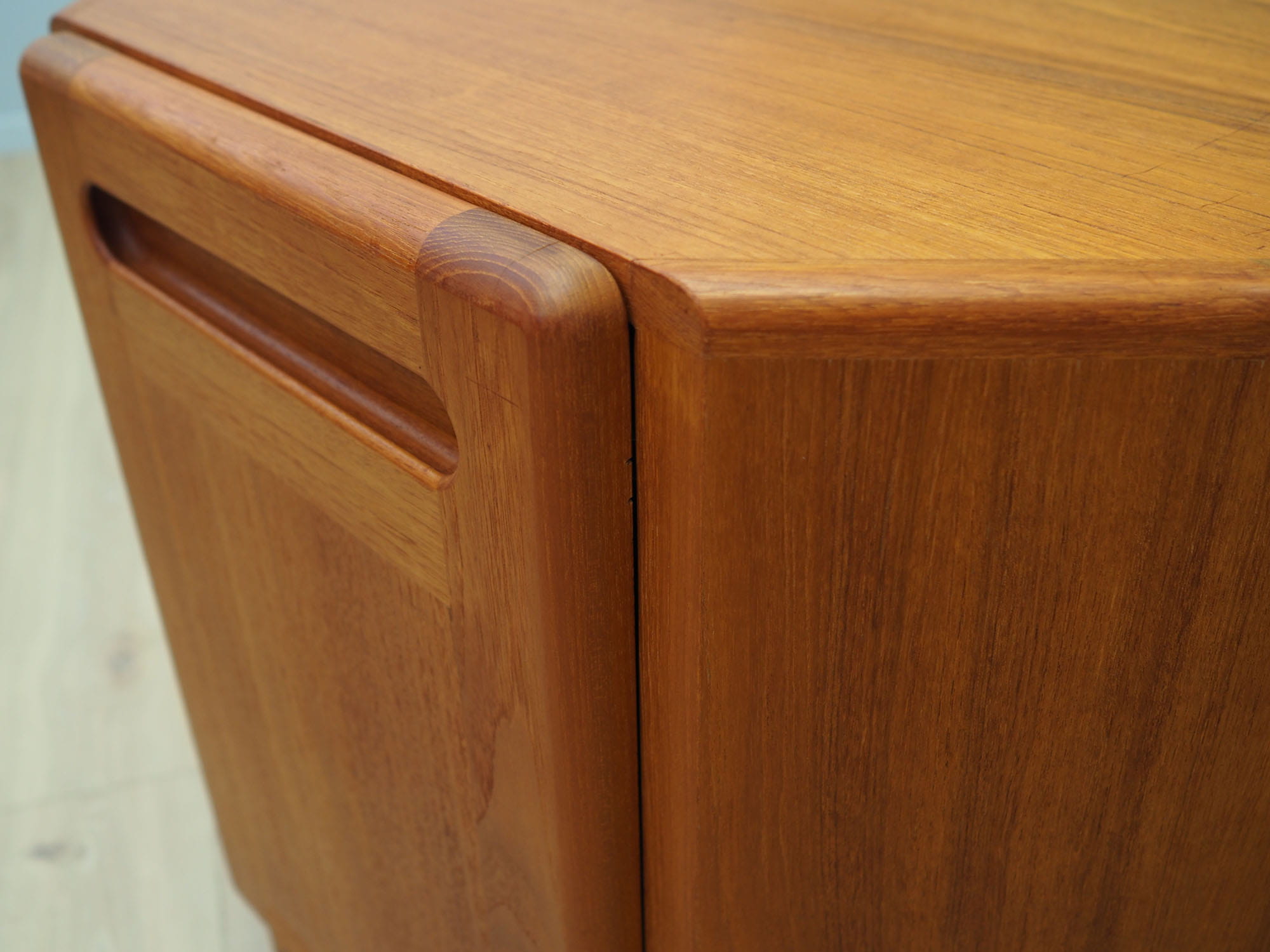 Vintage Schrank Teakholz Braun 1970er Jahre