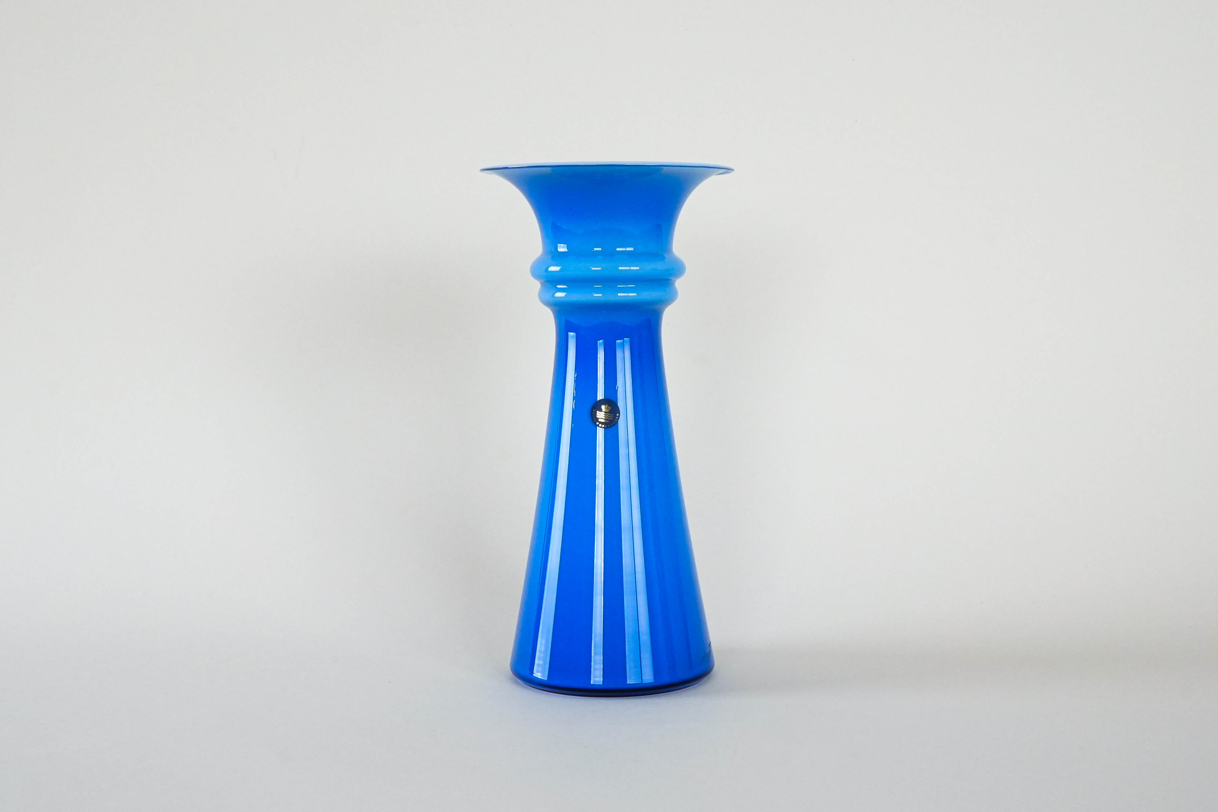 Glass vase Blue