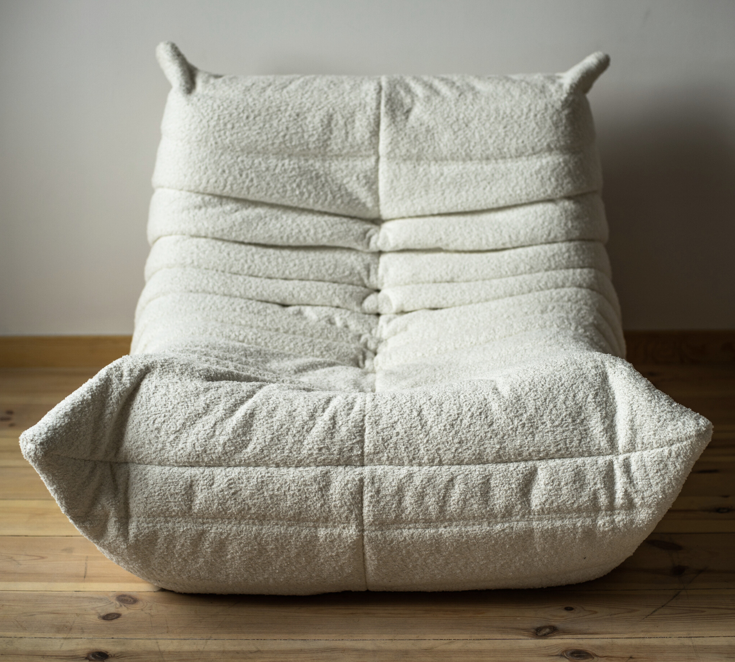 Togo Poltrona Bouclé Bianco