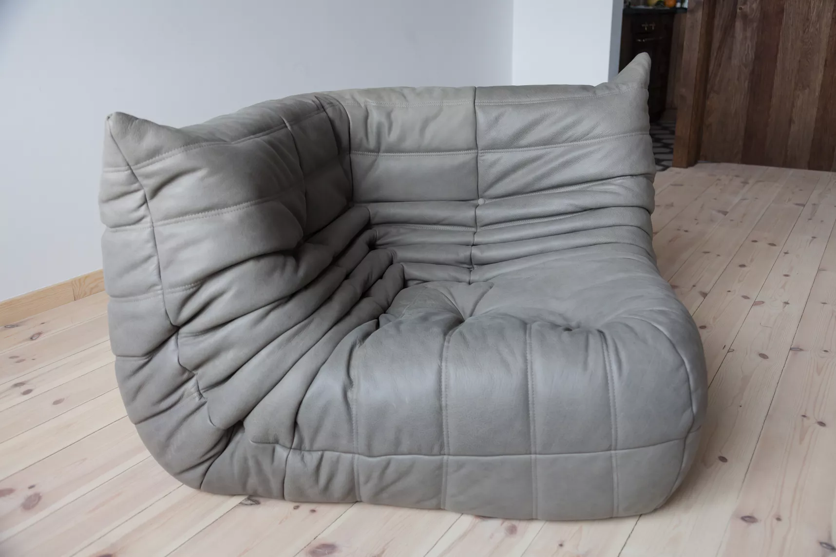 Togo Corner Sofa Madras Leather Ash Grey