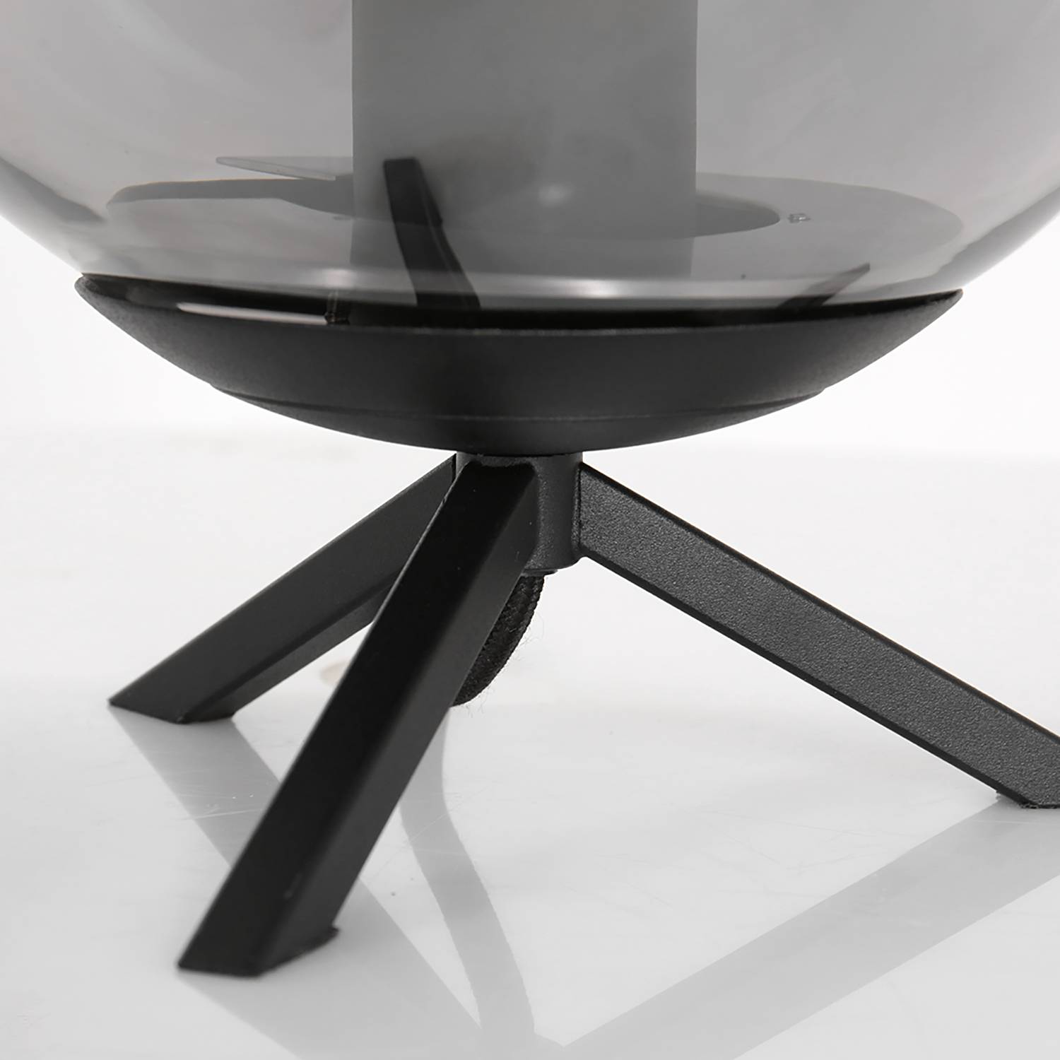Bollique Variante A Tischleuchte Eisen Rauchglas 1-flammig