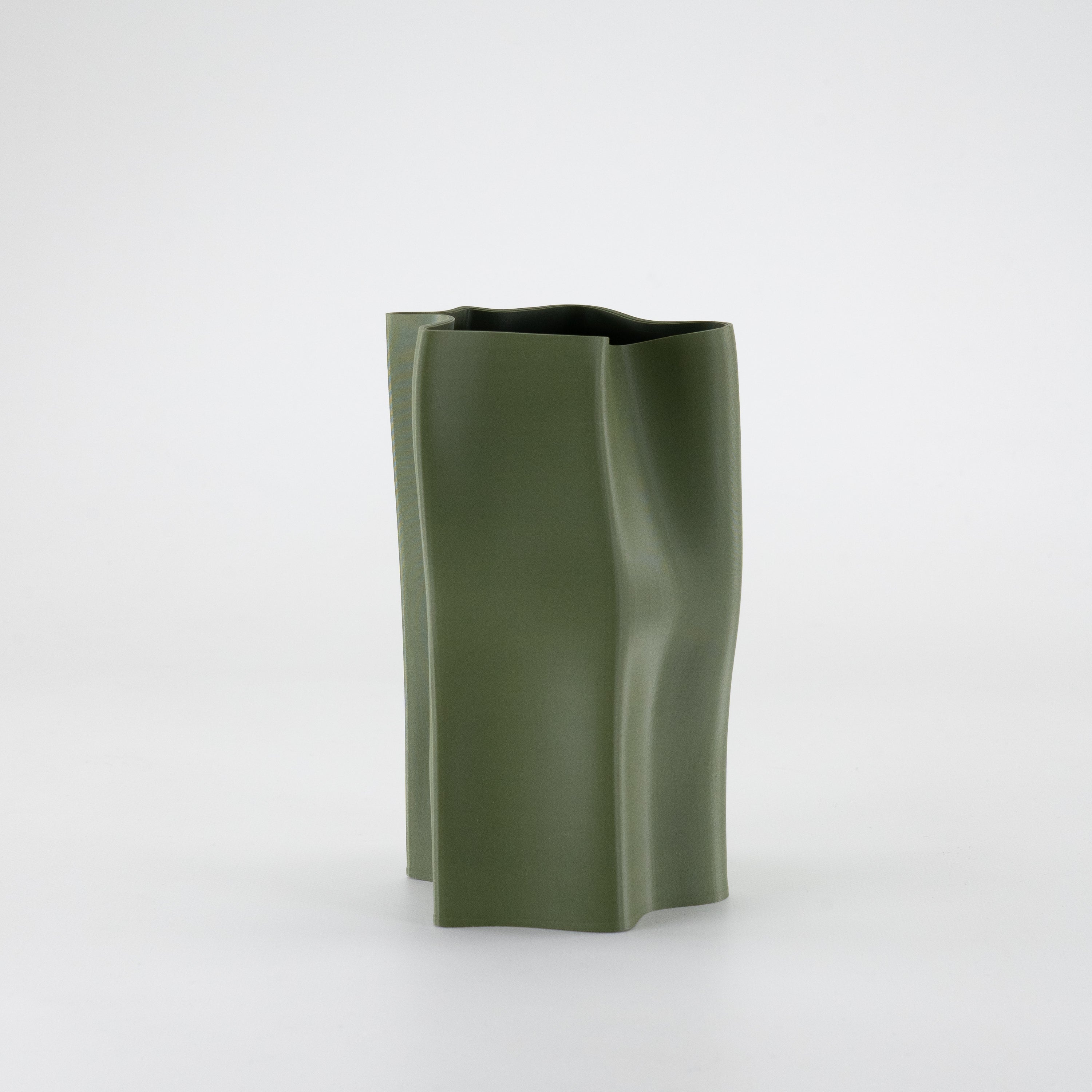 1123-1 Fluid Vase Olive