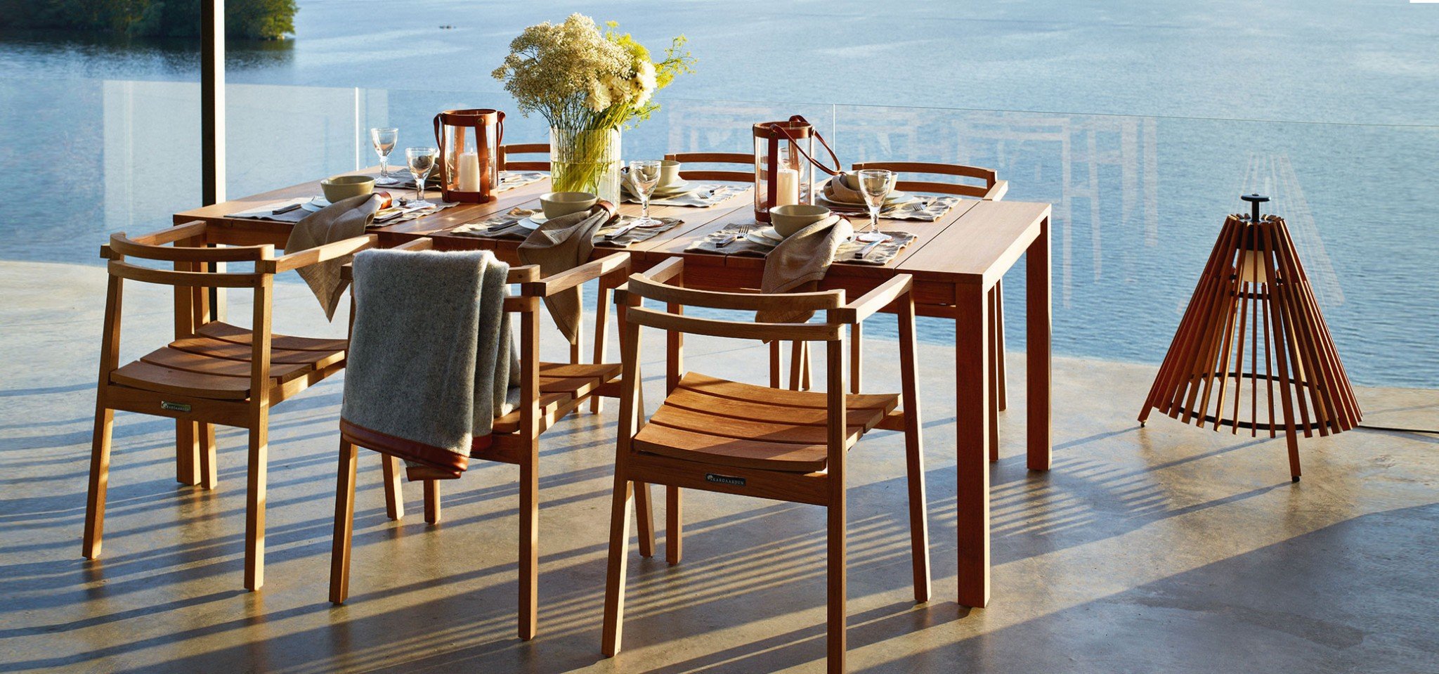 Oxnö Armlehnstuhl Braun