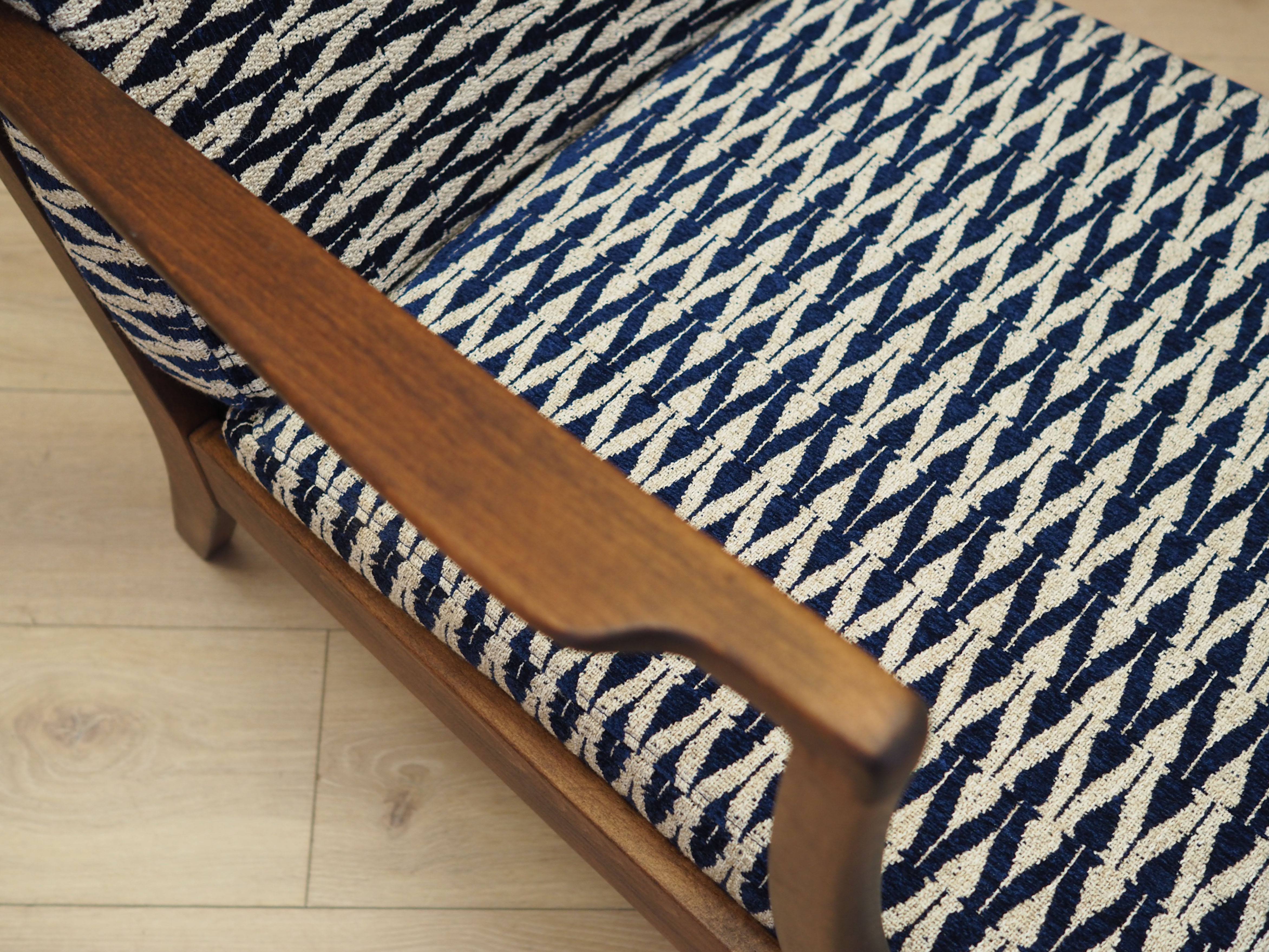 Armlehnstuhl Textil Holz 1970er Jahre